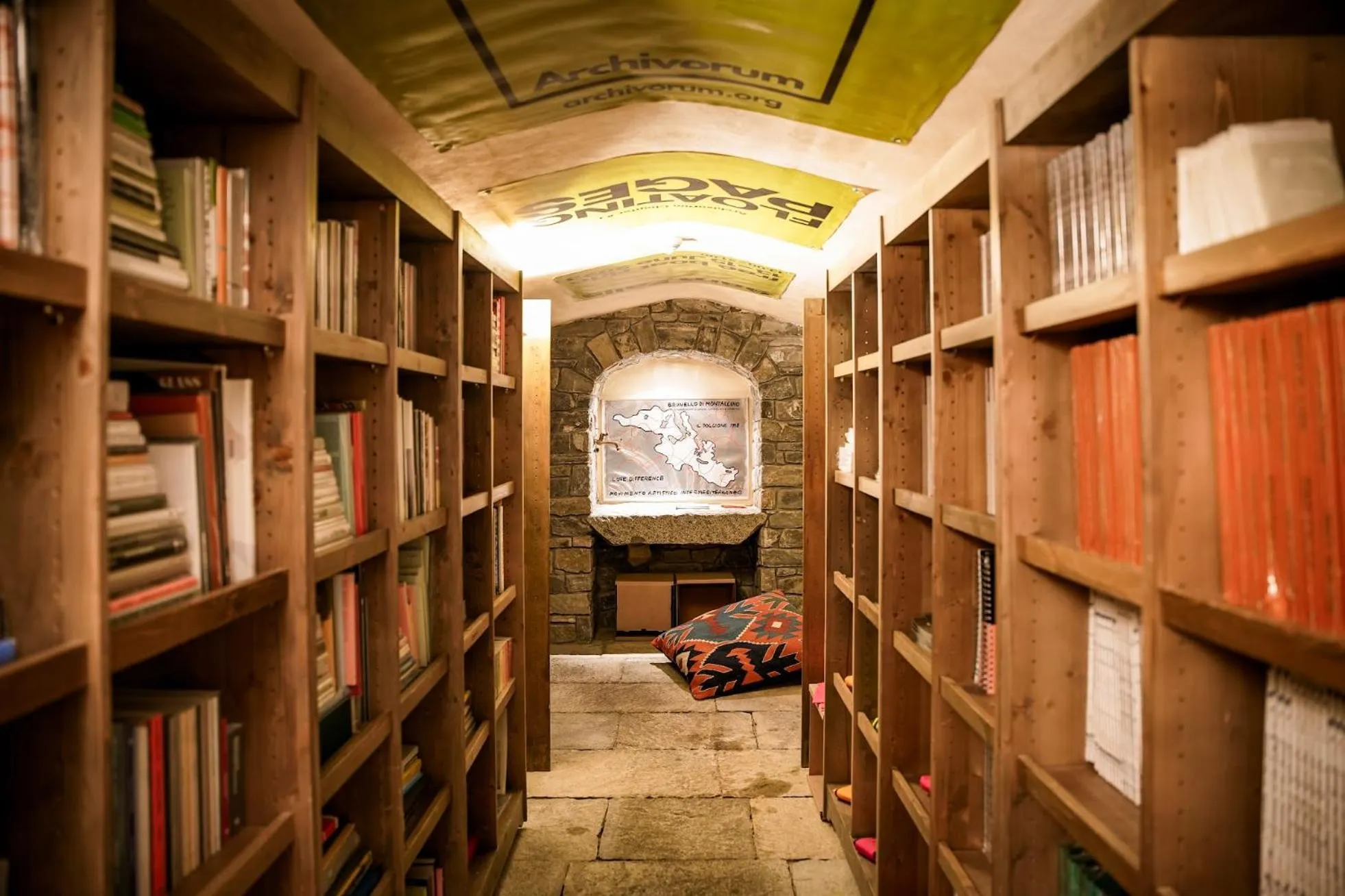 Library in Magic Megève Bois
