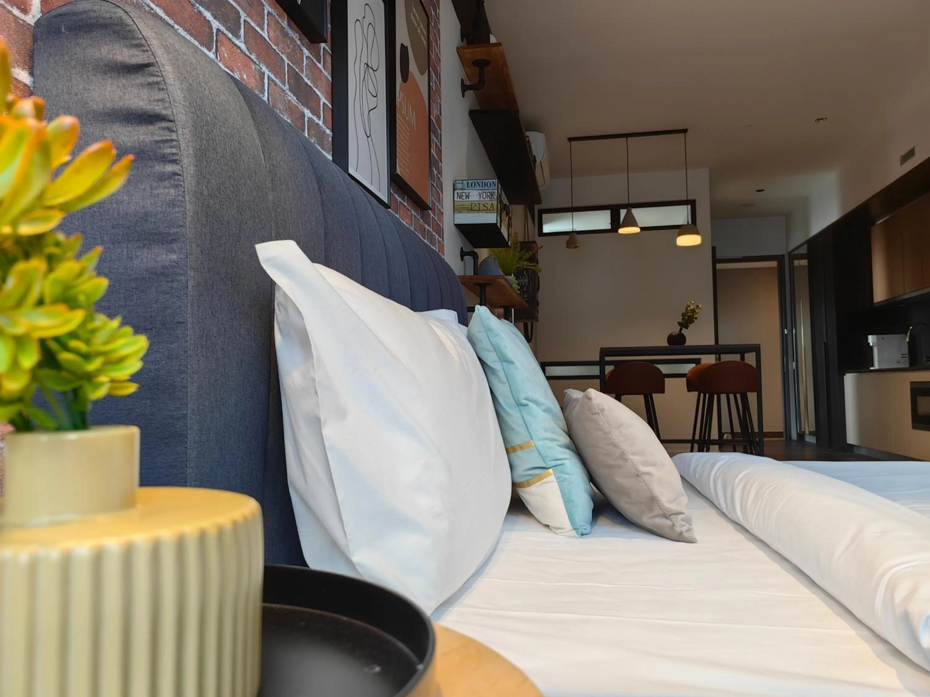 Bed in Scarletz Suites KLCC by De Harlequins Guesthouse