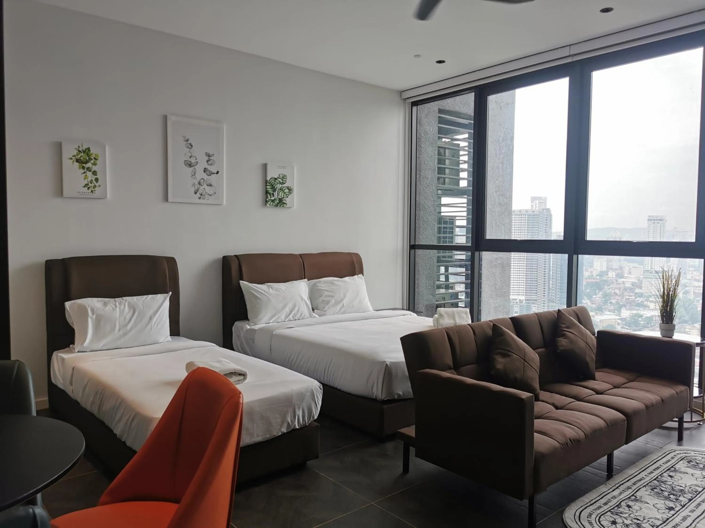 Bed in Scarletz Suites KLCC by De Harlequins Guesthouse