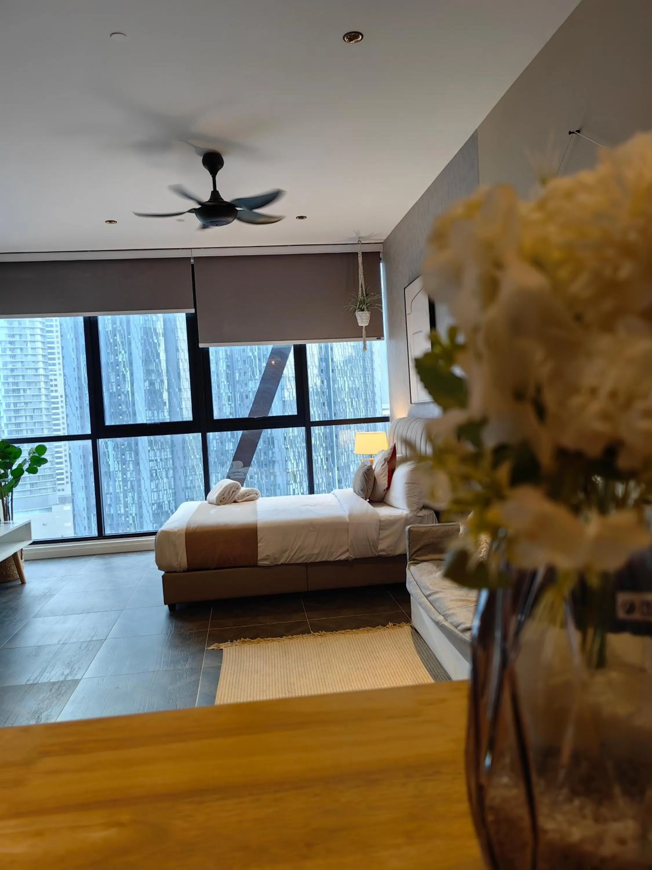 Bed in Scarletz Suites KLCC by De Harlequins Guesthouse