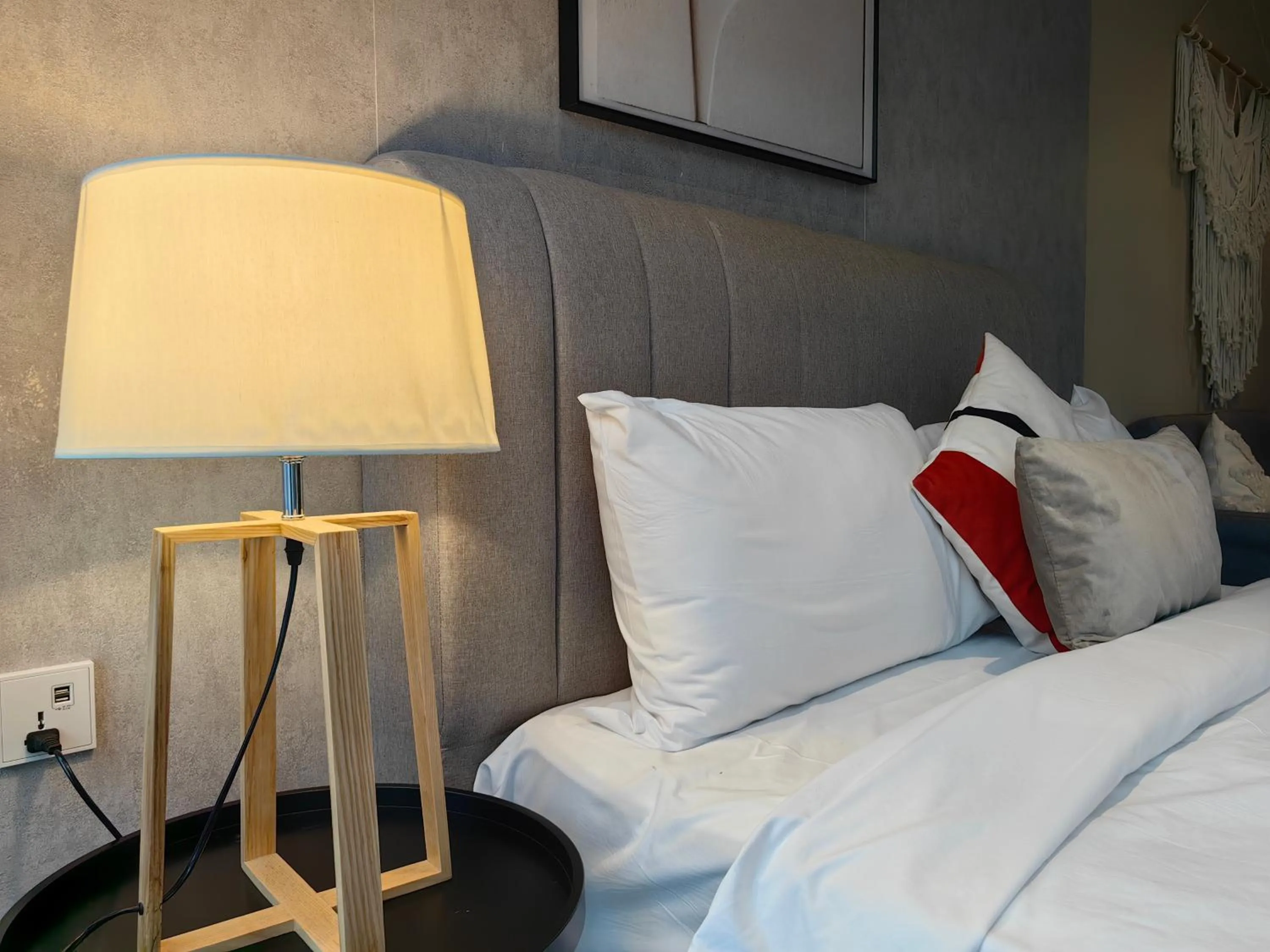 Bed in Scarletz Suites KLCC by De Harlequins Guesthouse