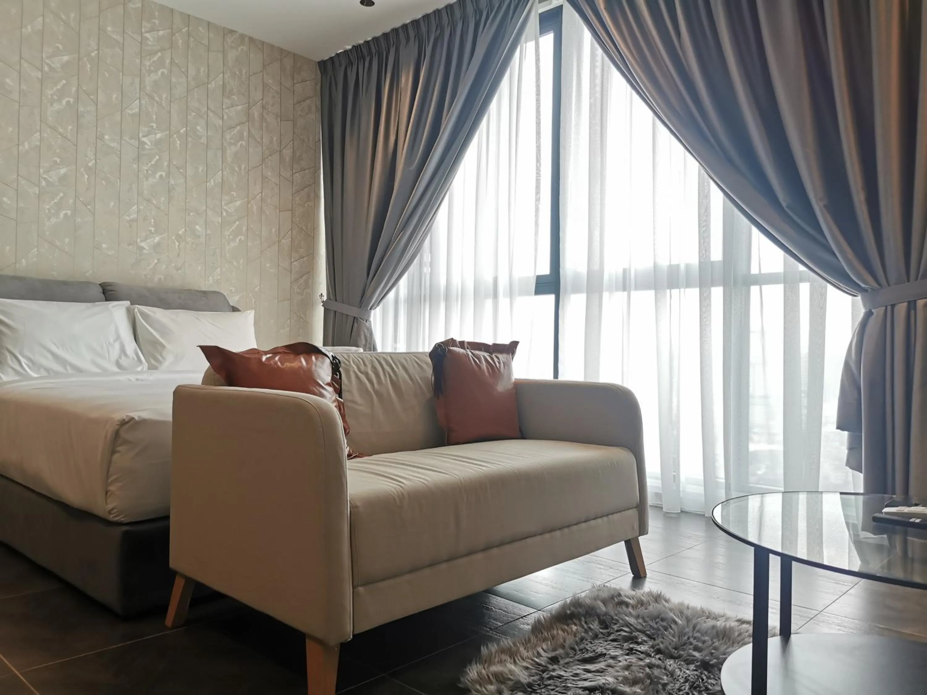 Bed in Scarletz Suites KLCC by De Harlequins Guesthouse