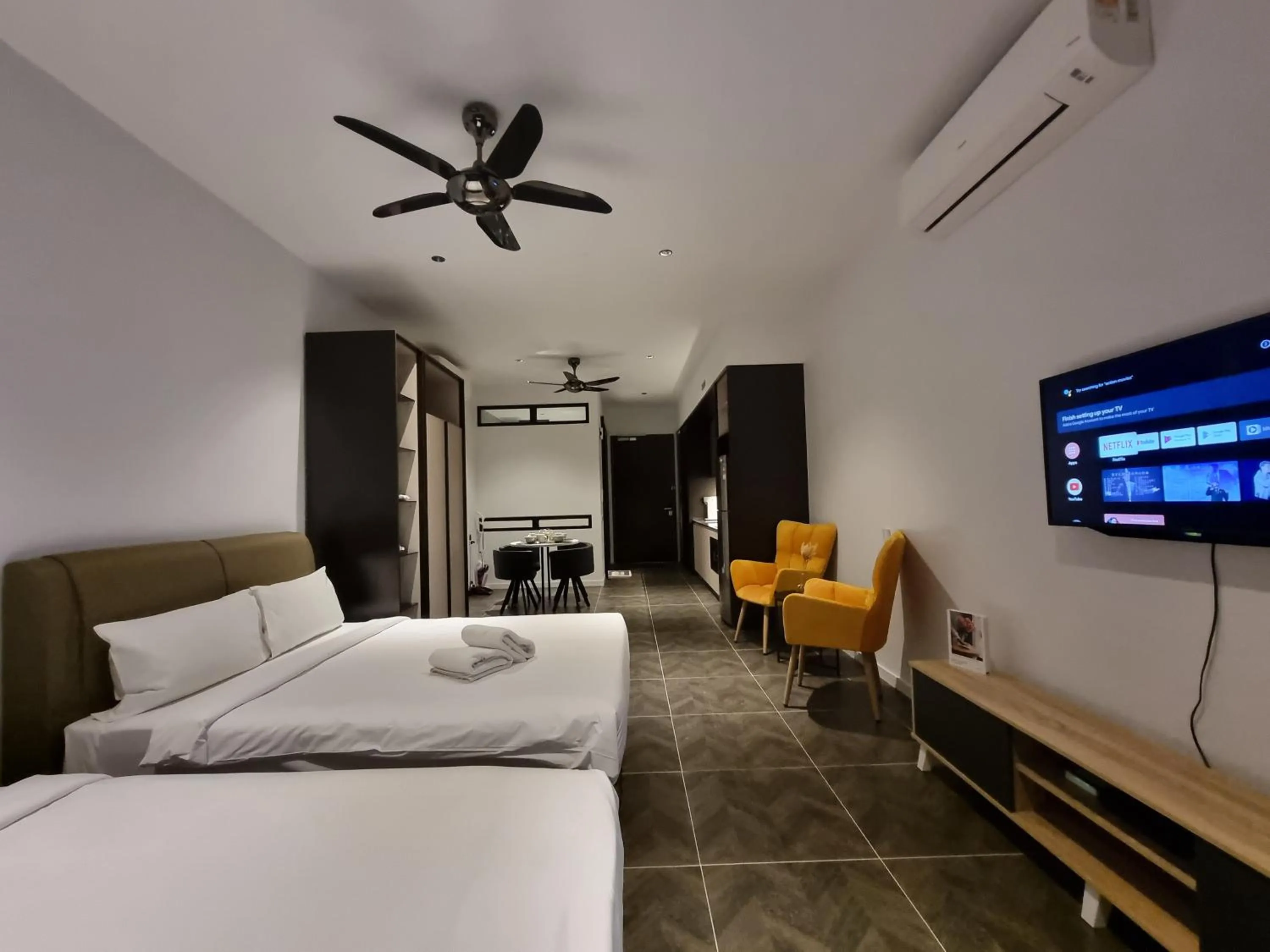 Bed in Scarletz Suites KLCC by De Harlequins Guesthouse