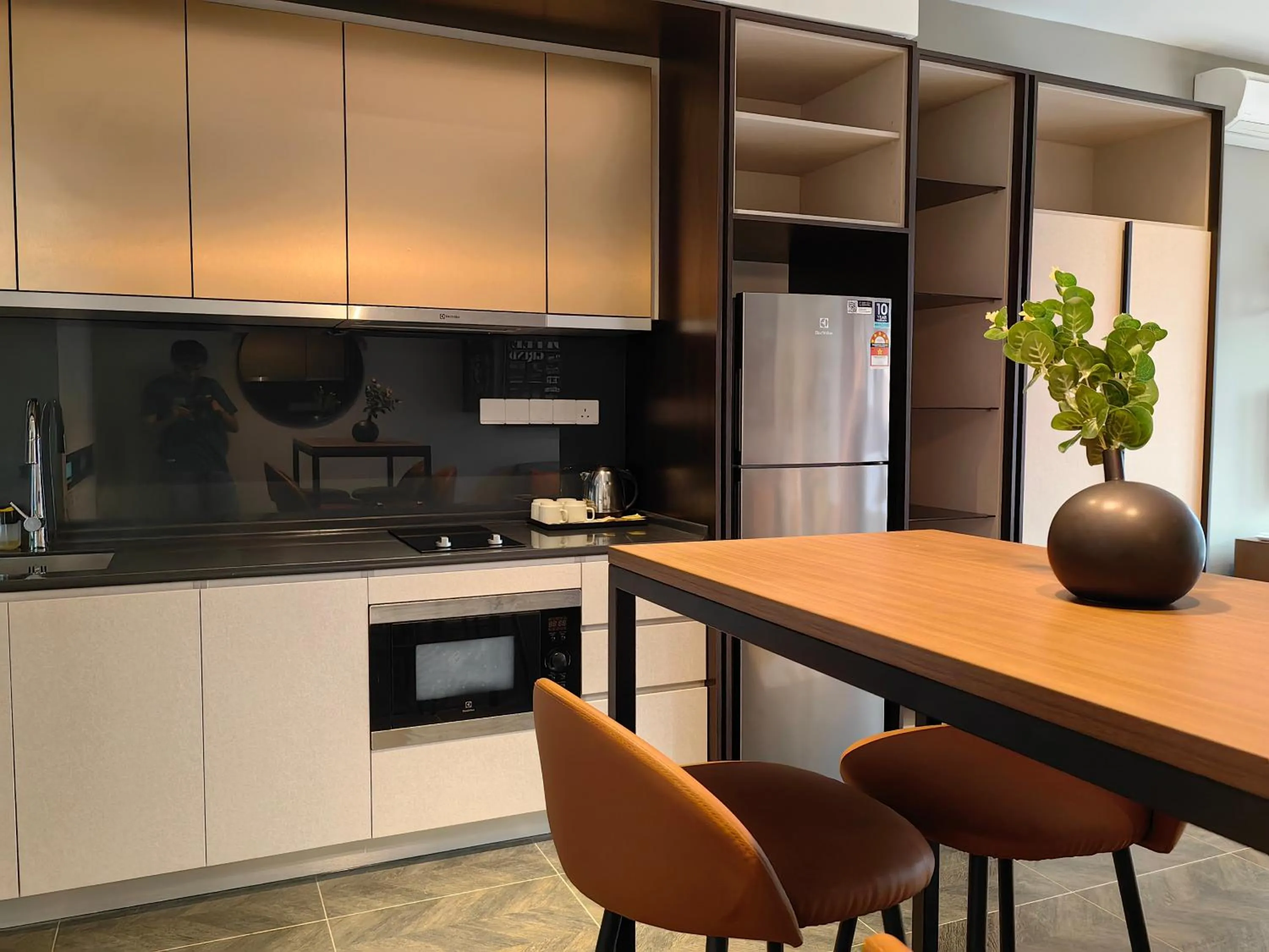 Scarletz Suites KLCC by De Harlequins Guesthouse