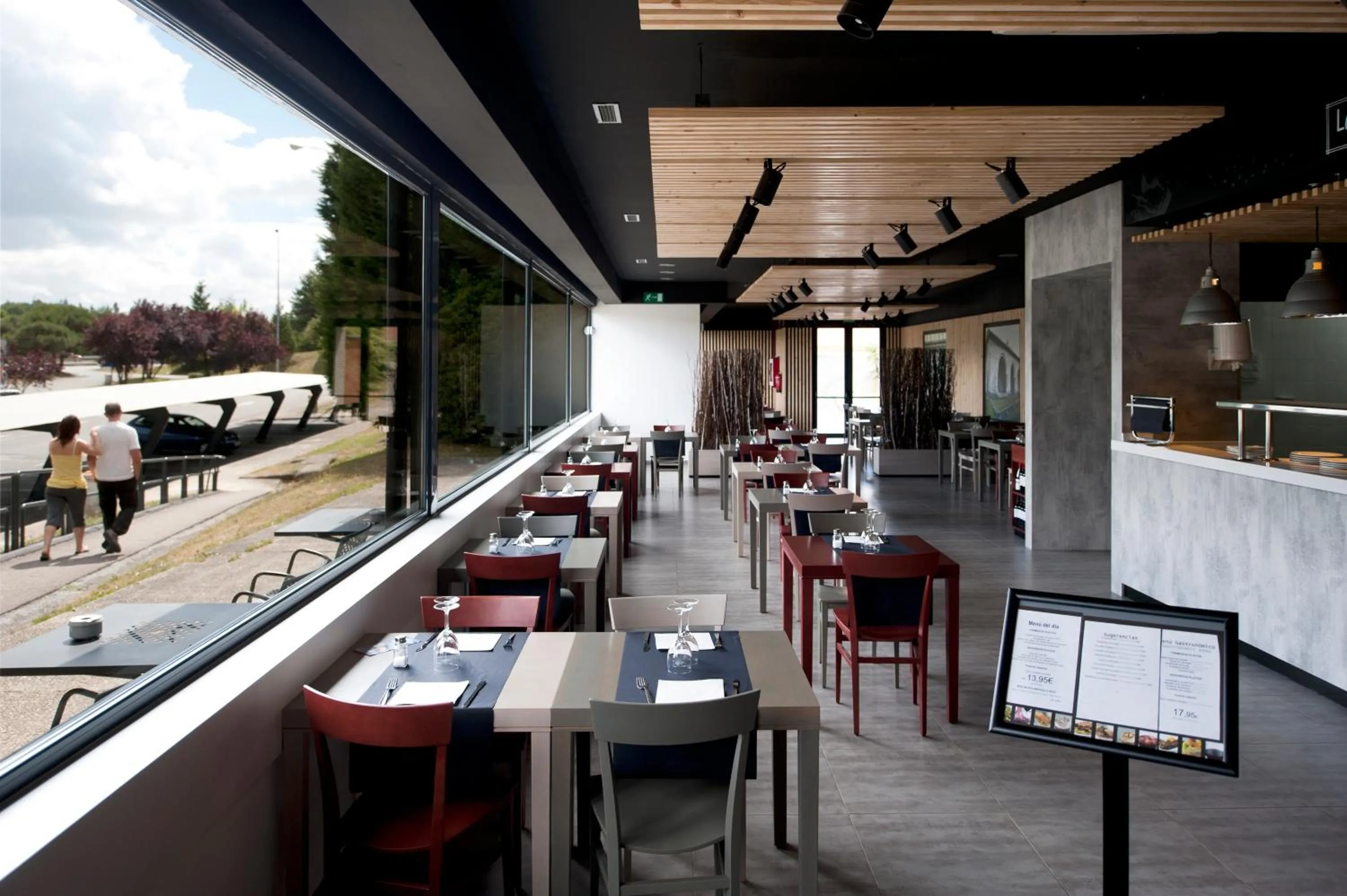 Restaurant/places to eat in AS Hoteles Altube