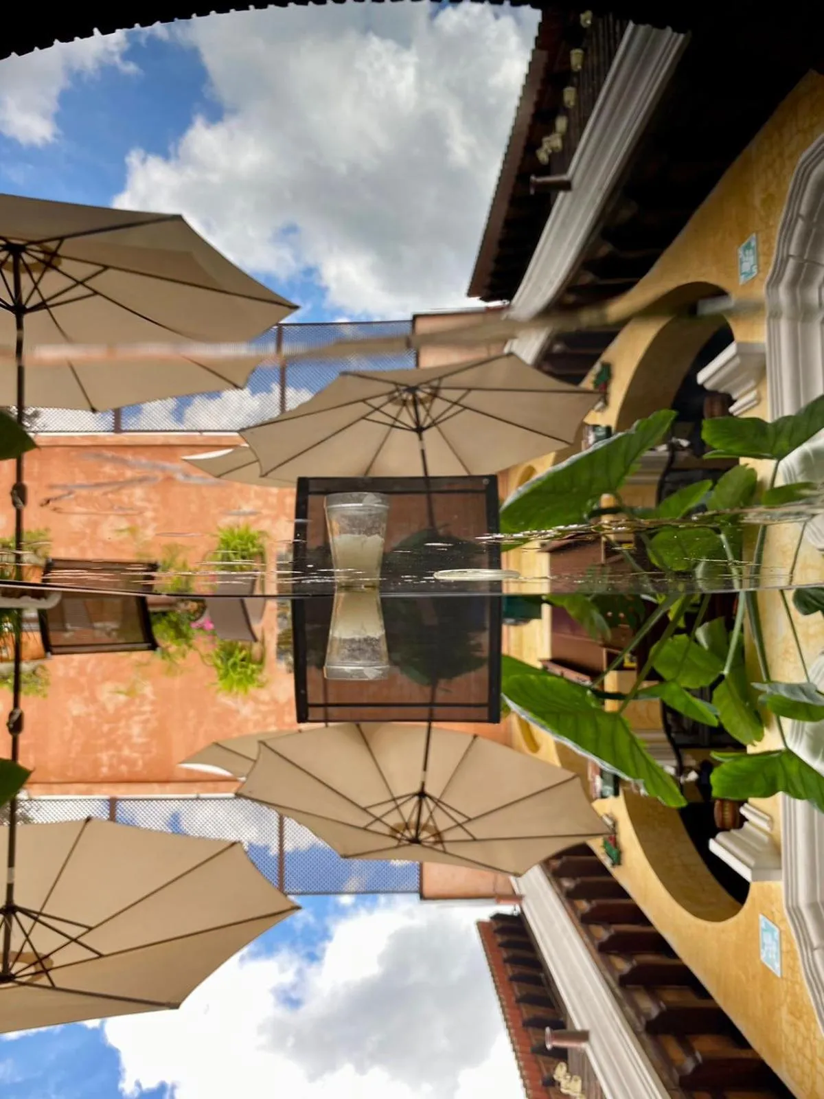 Property building in Hotel Casa Realeza