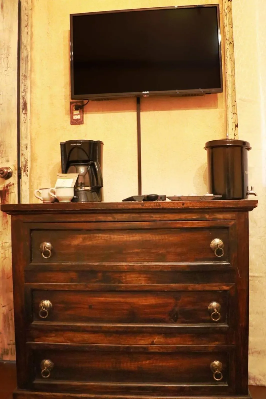 TV and multimedia in Hotel Casa Realeza