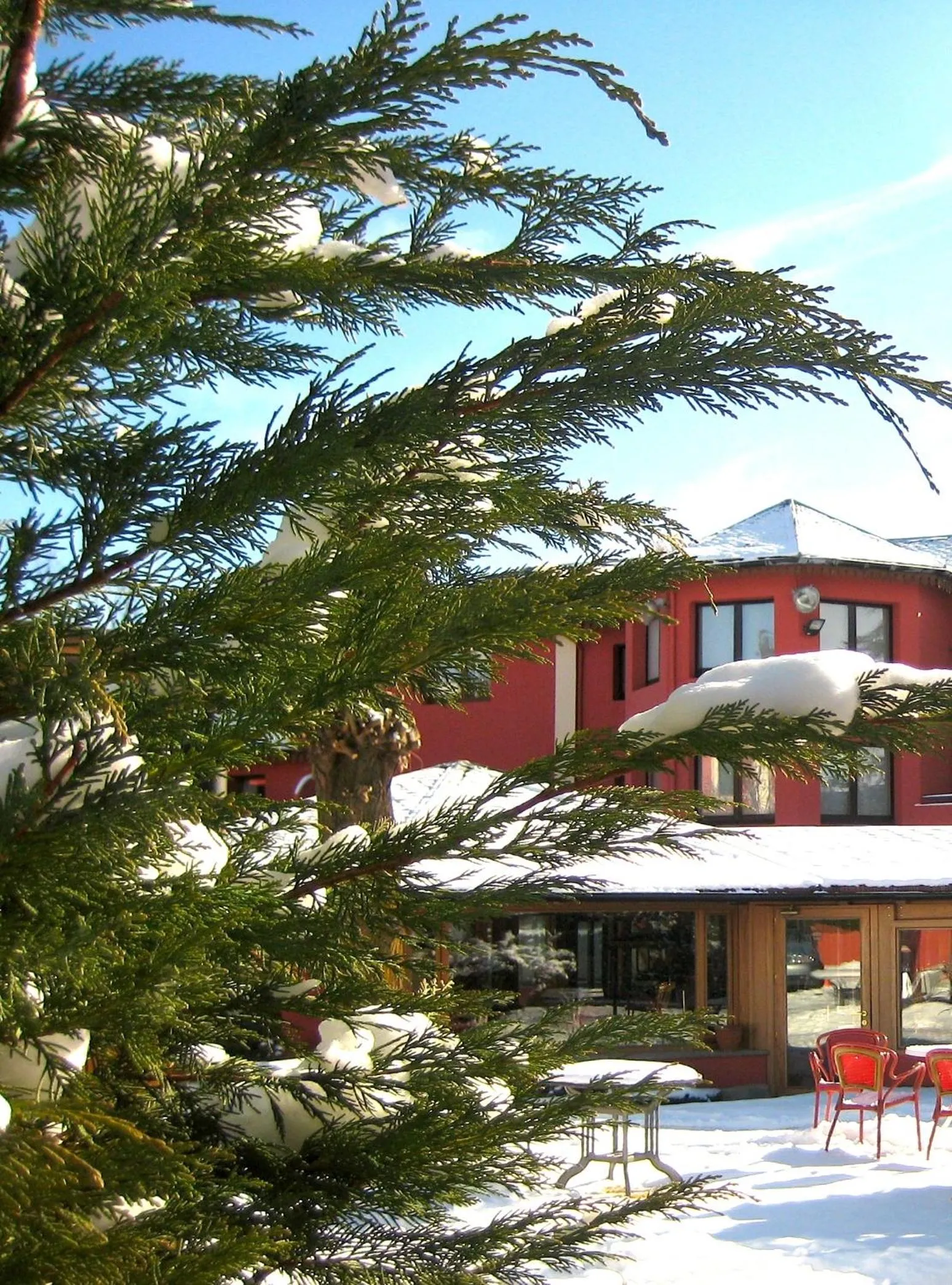 Facade/entrance in Hotel Del Lago