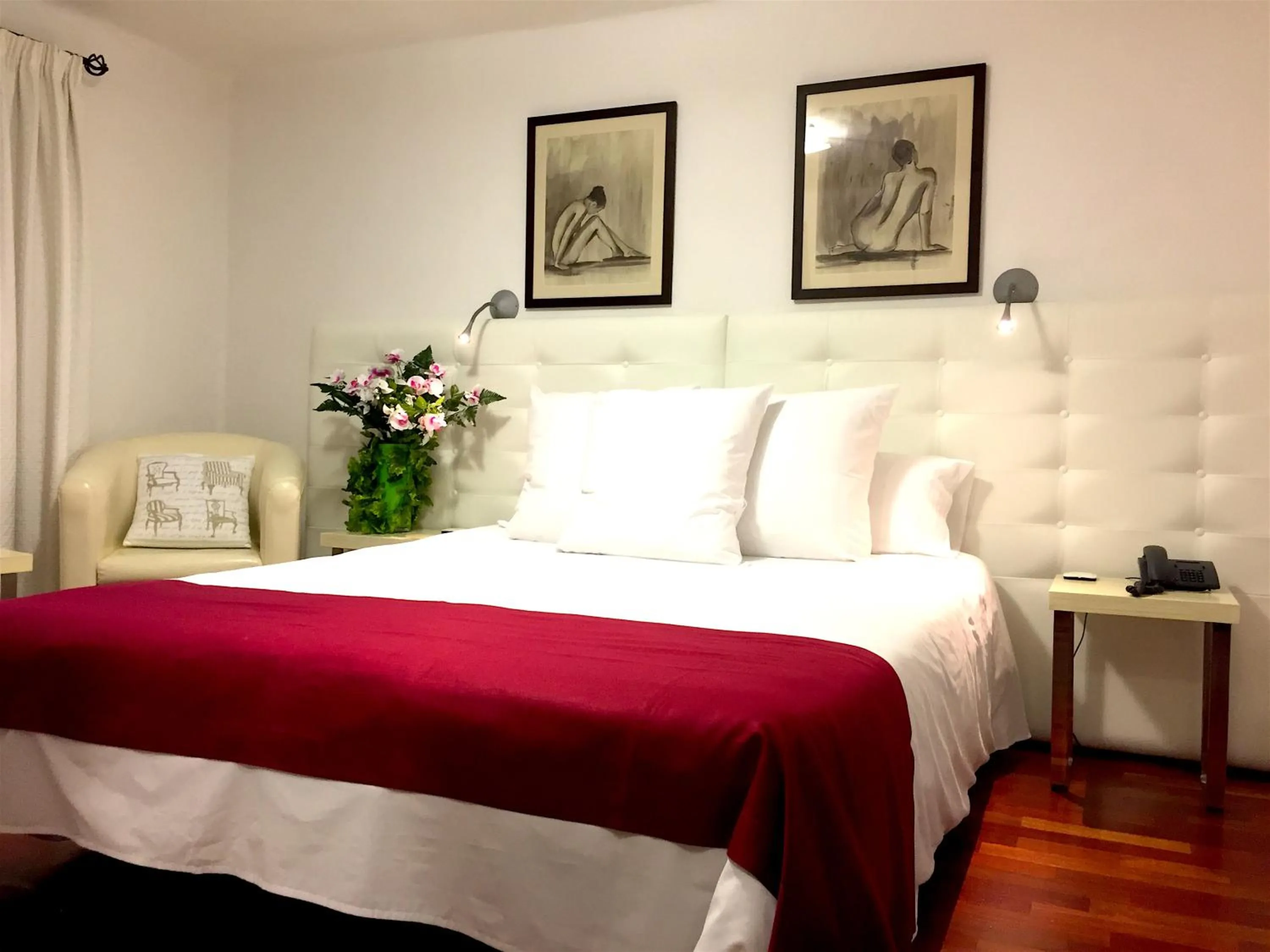 Bed in Hotel Del Lago