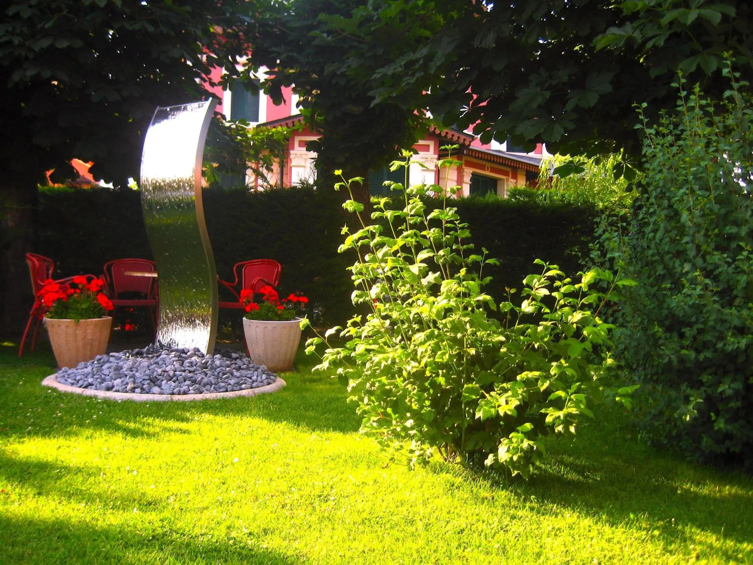 Summer in Hotel Del Lago