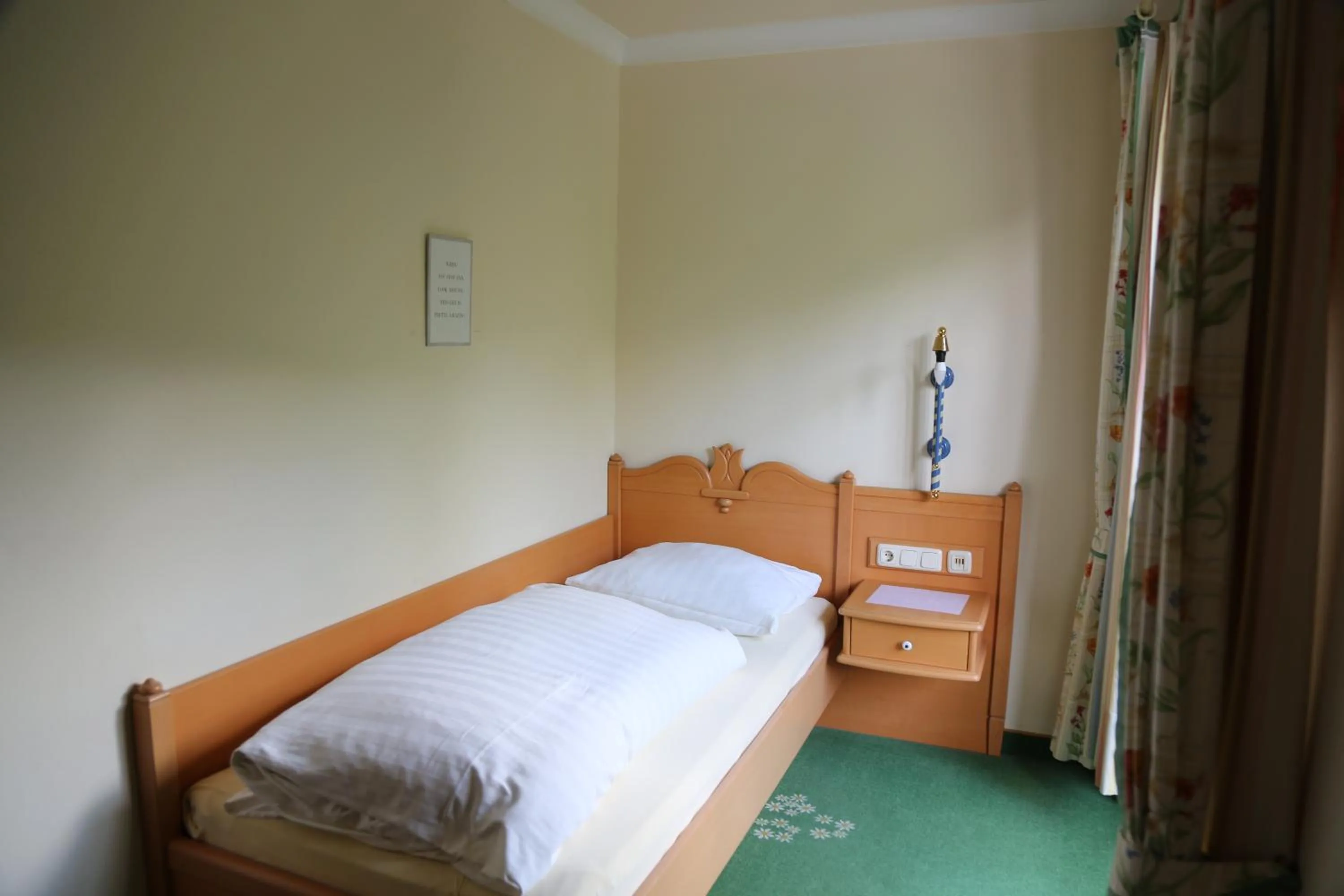 Bed in Hotel Voglauerhof