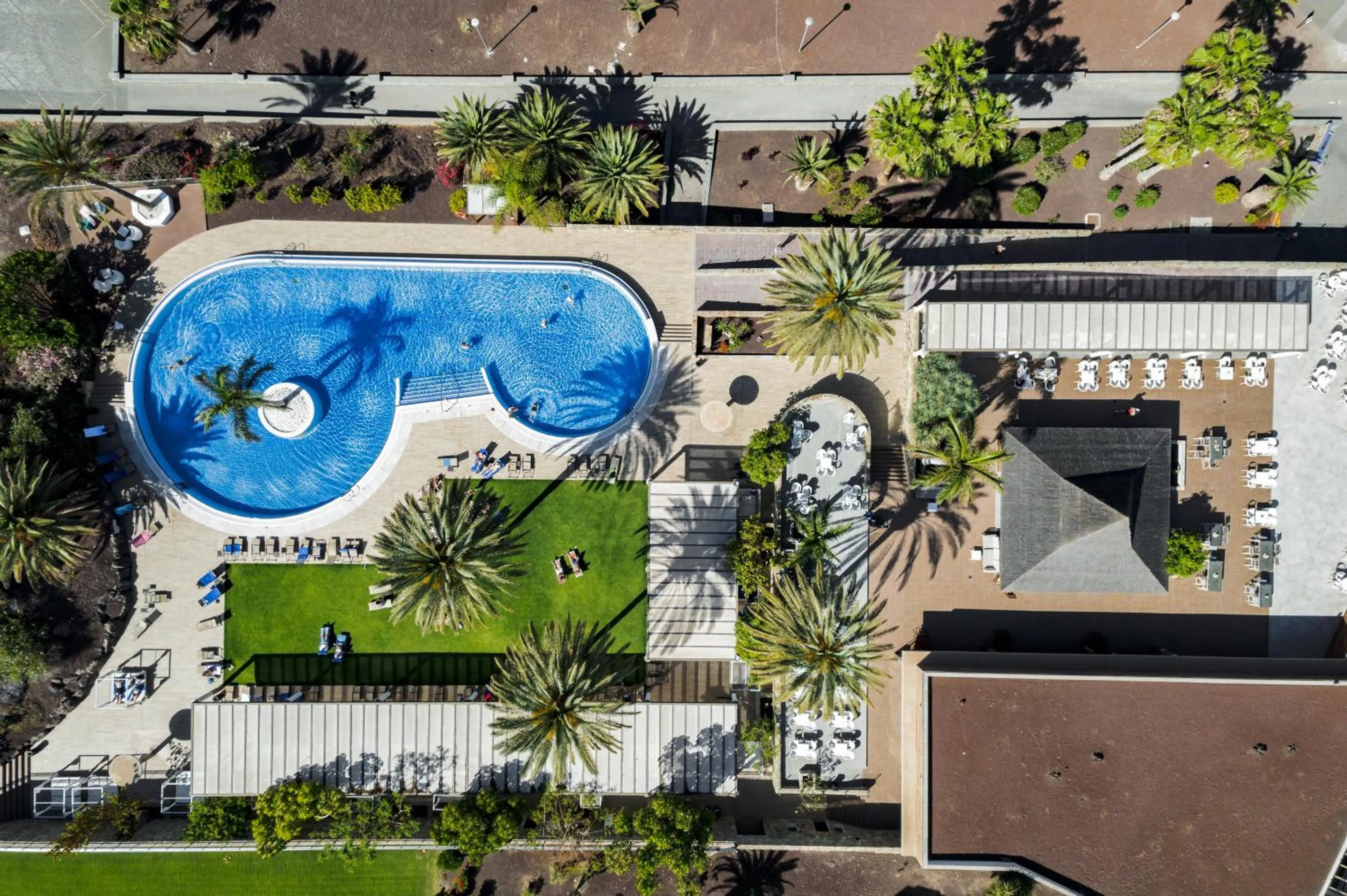Swimming pool in Playitas Hotel - Sports Resort