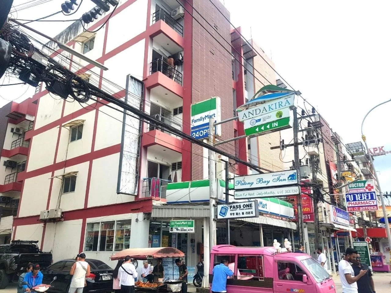 Property building in Patong Bay Inn