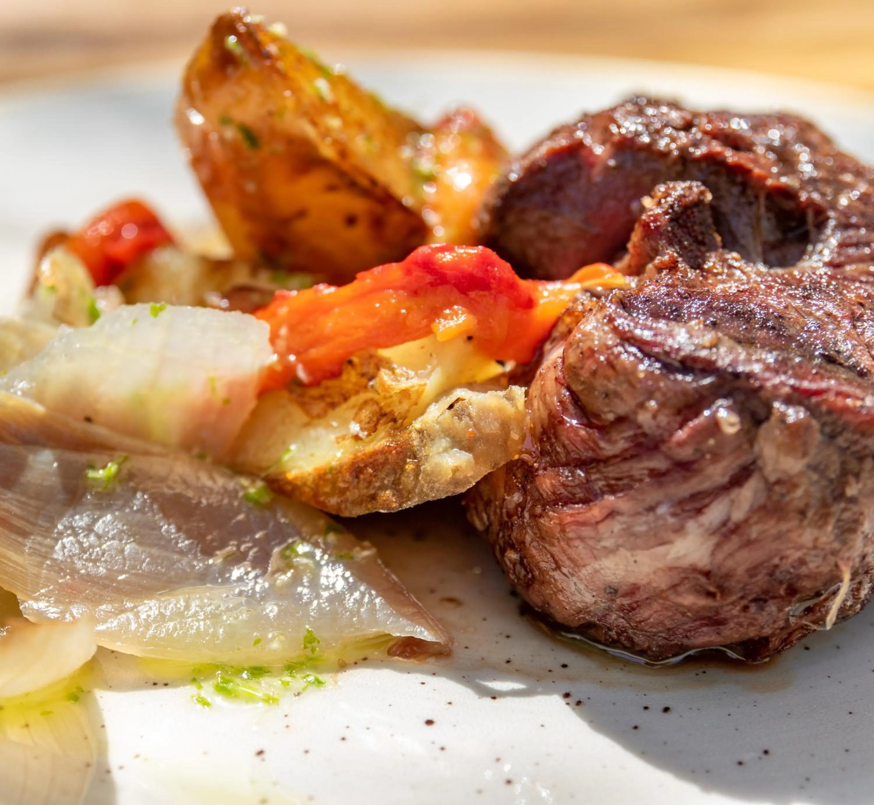 Restaurant/places to eat in Hotel Esteba