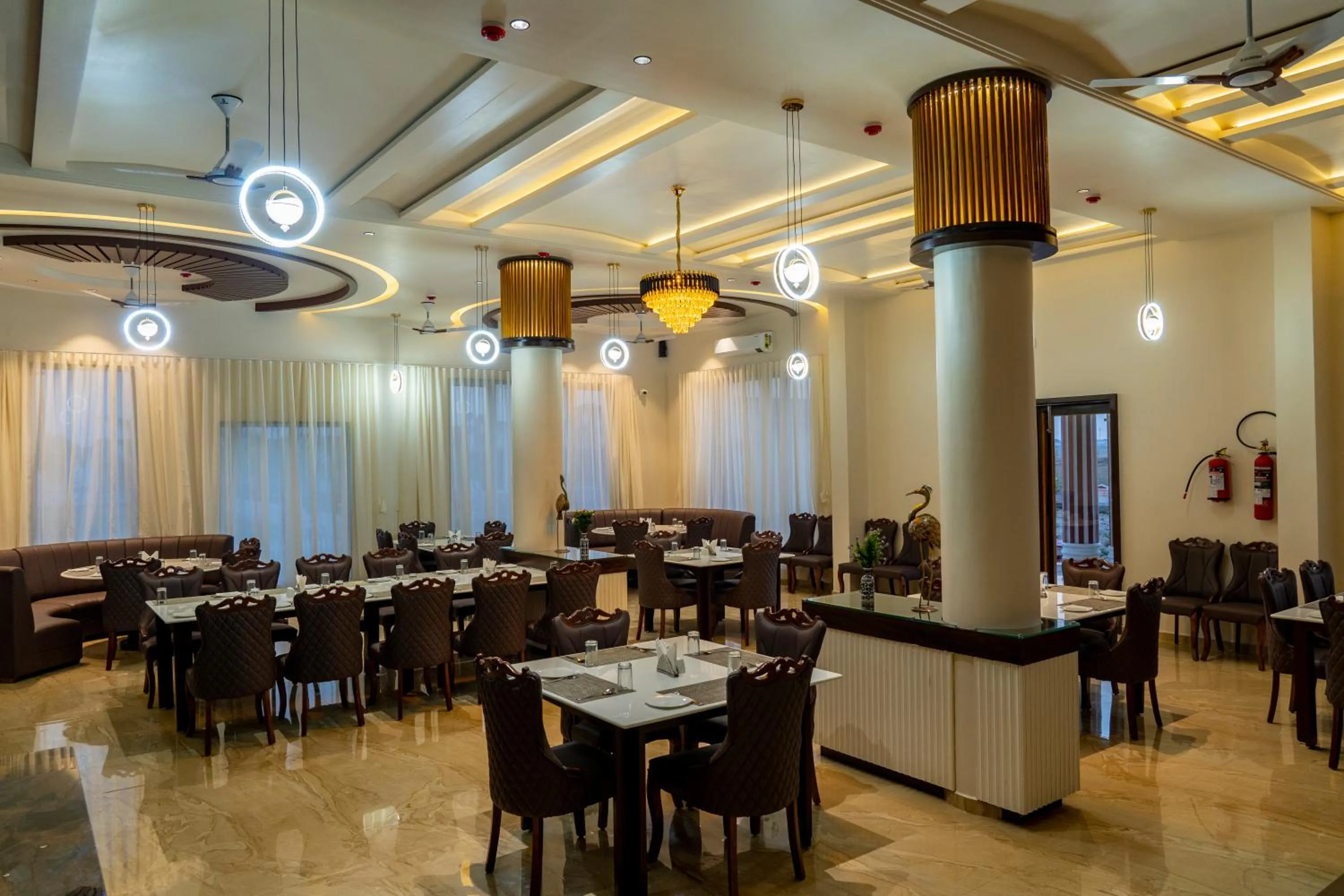 Restaurant/places to eat in Flamingo Club and Resort Una 3 Km Away from Diu Check Post