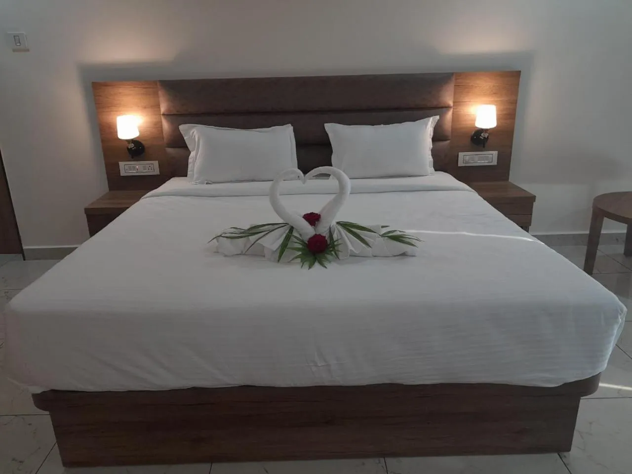 Bed in Flamingo Club and Resort Una 3 Km Away from Diu Check Post
