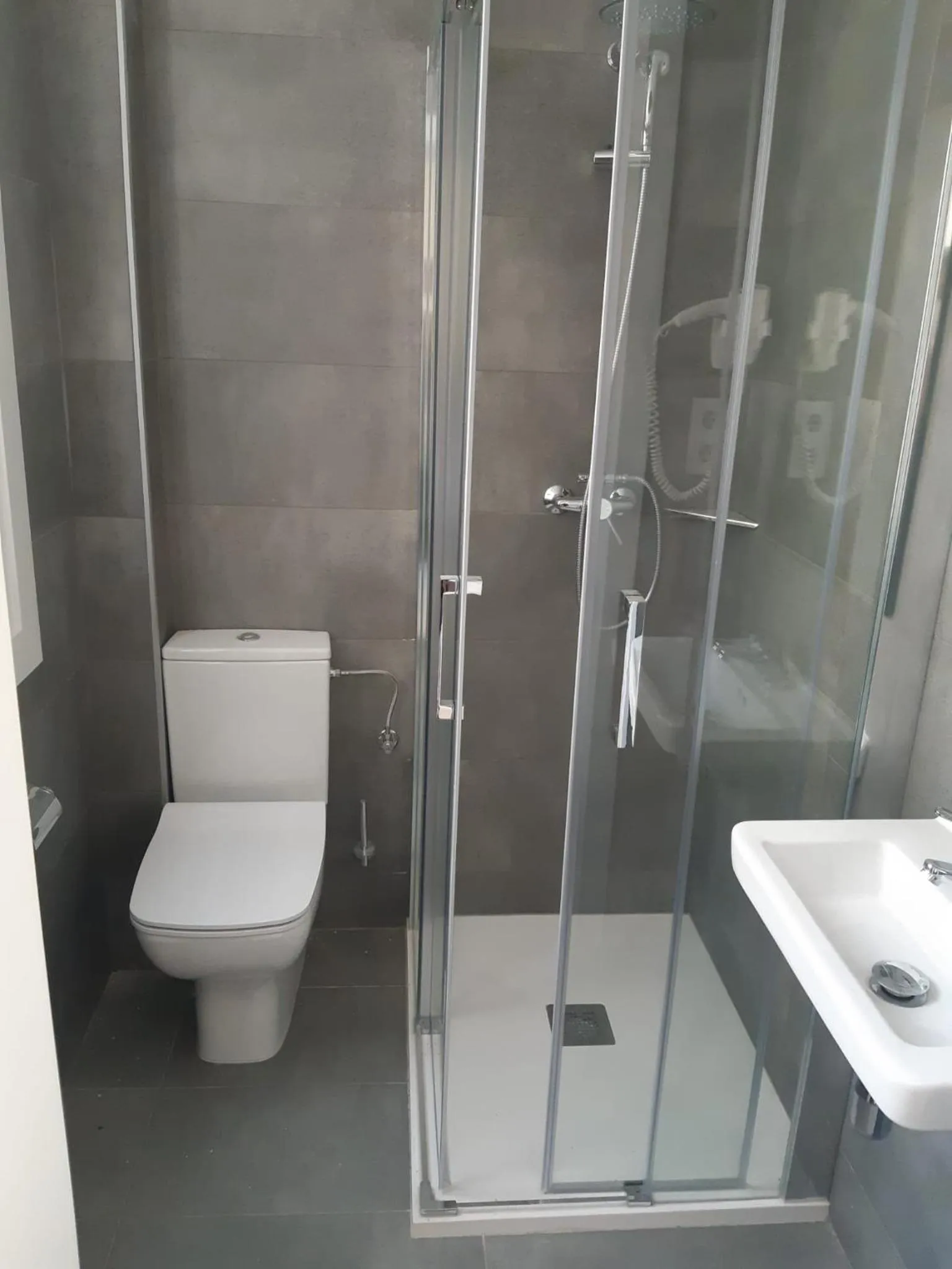 Bathroom in BCN Urbaness Hotels Bonavista