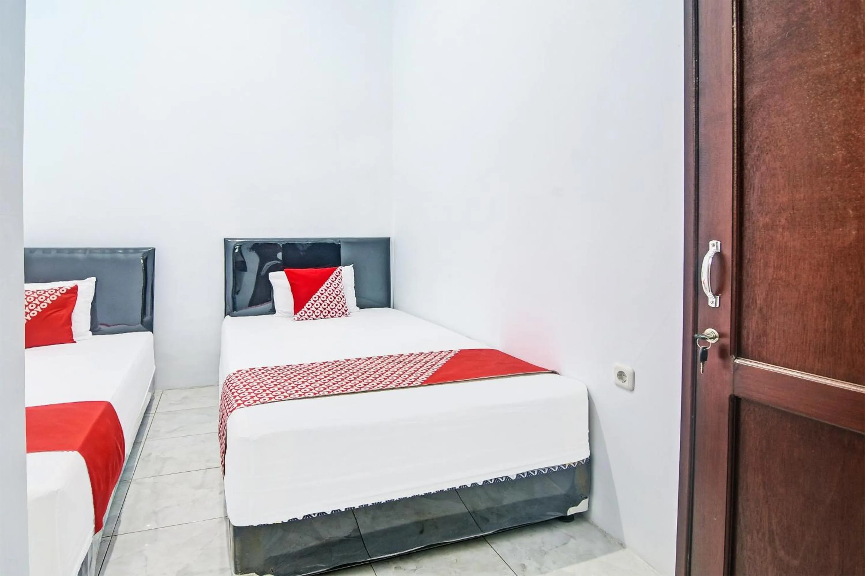 Bedroom, Bed in Hotel O Cvictory Inn