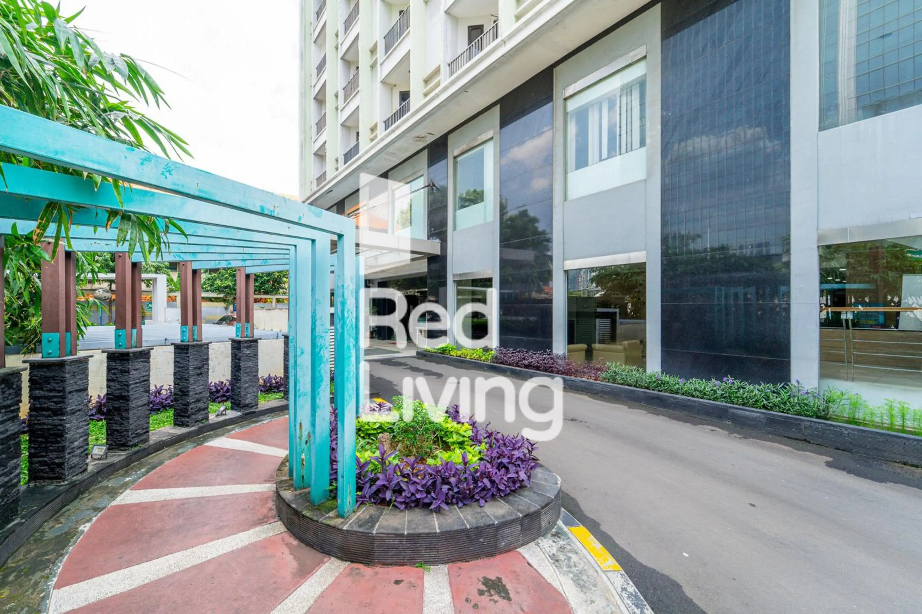 Property building in RedLiving Apartemen Tamansari Sudirman - Abdi Home