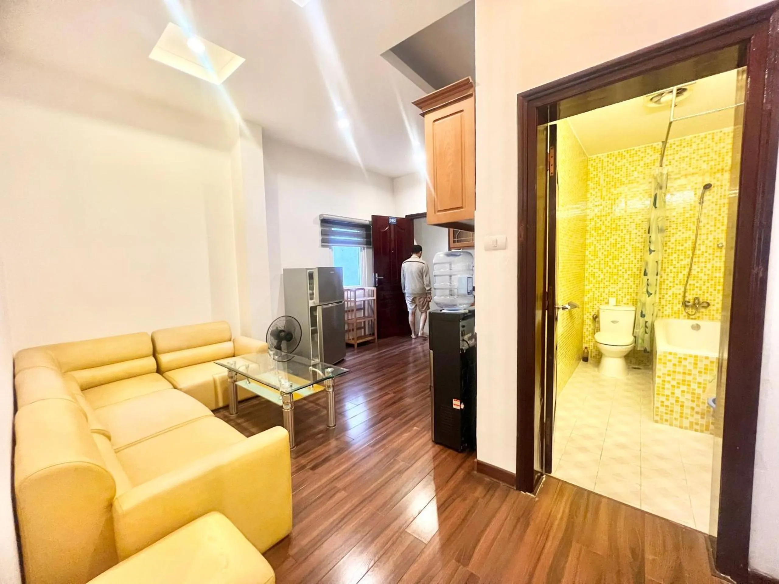 Bathroom in Red Building - Hotel - Hà Nội