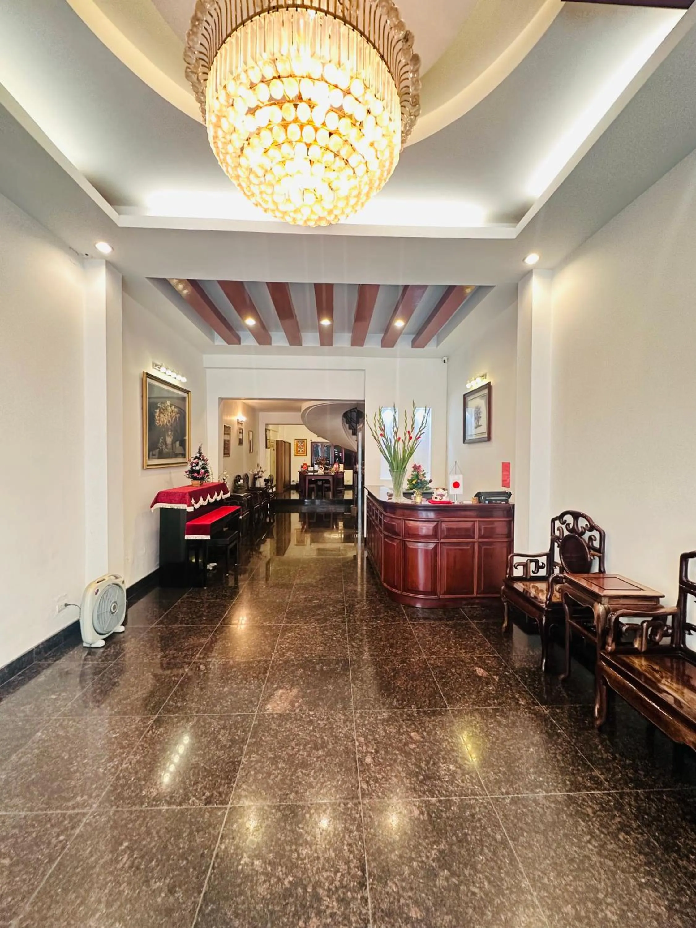 Seating area in Red Building - Hotel - Hà Nội