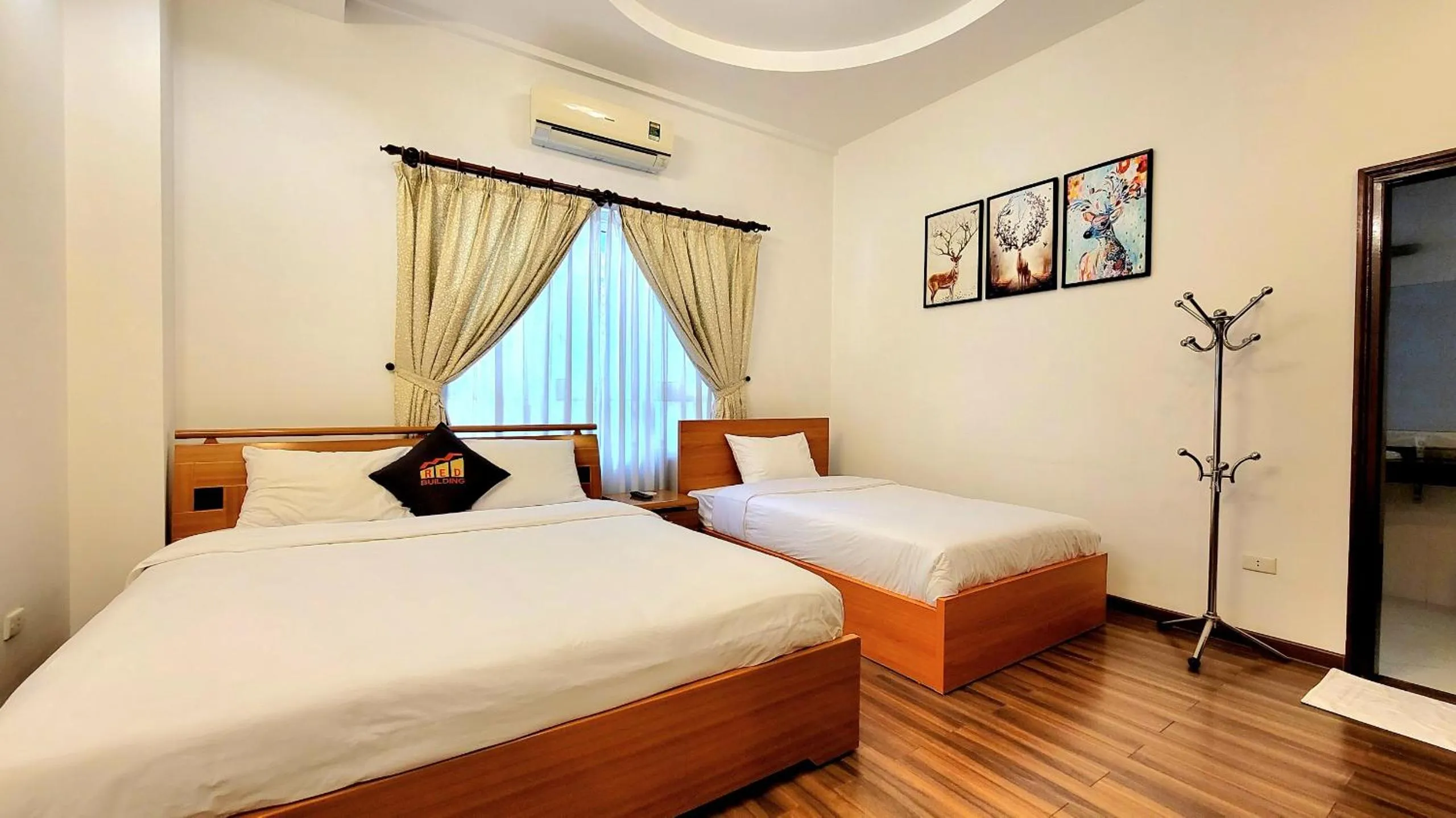 Bed in Red Building - Hotel - Hà Nội