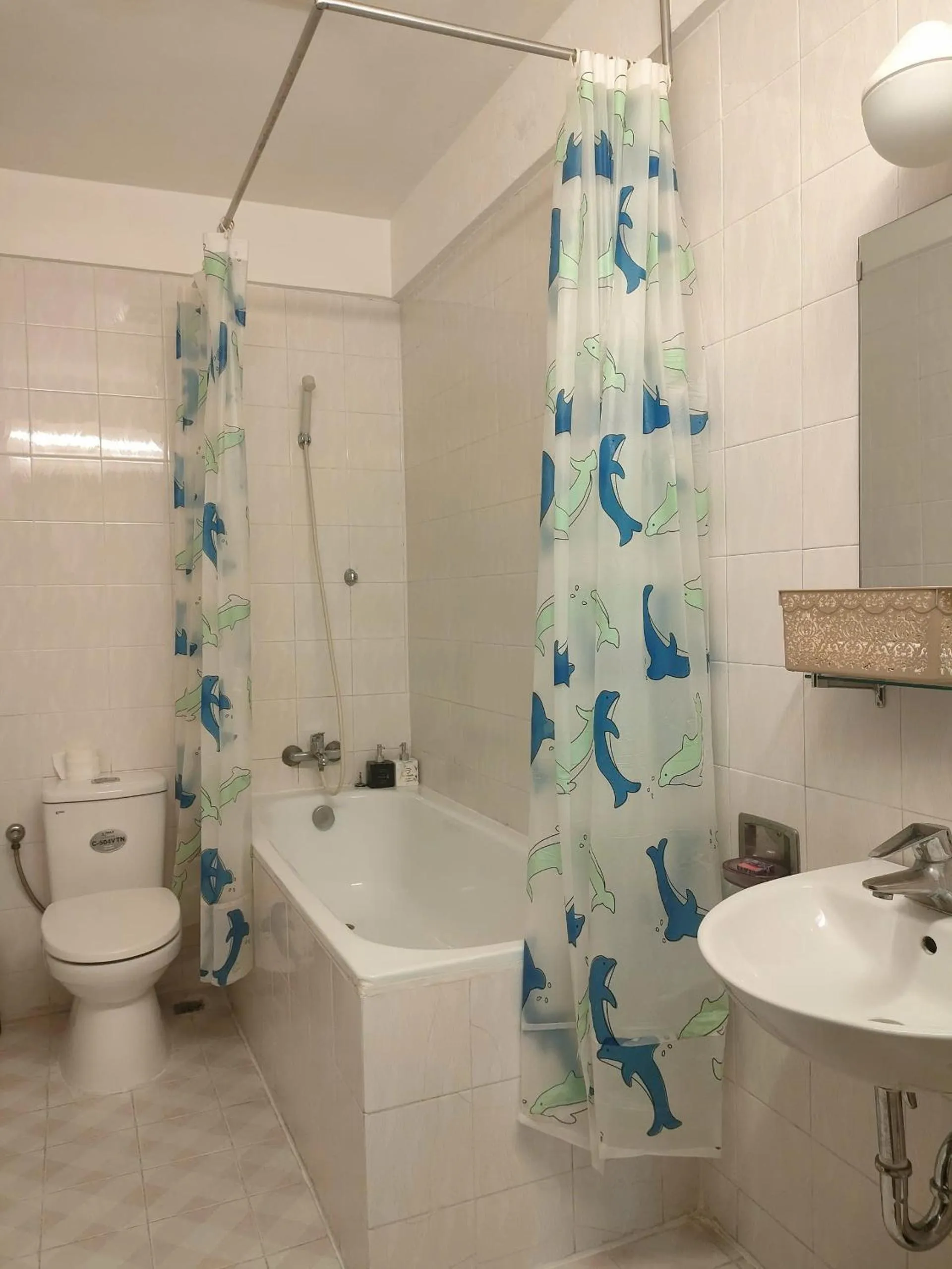 Bathroom in Red Building - Hotel - Hà Nội