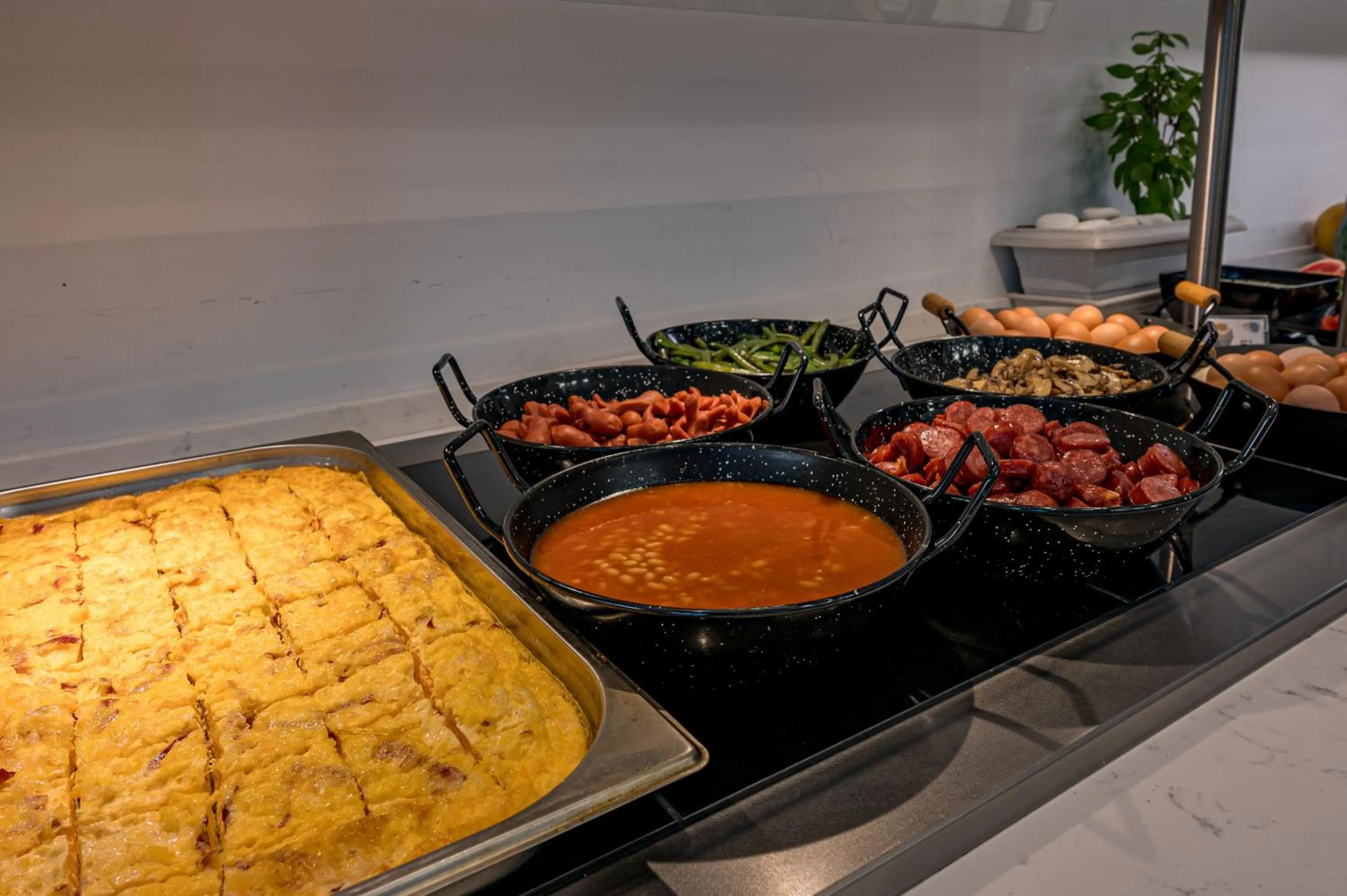 Breakfast in Mirage Bleu Hotel