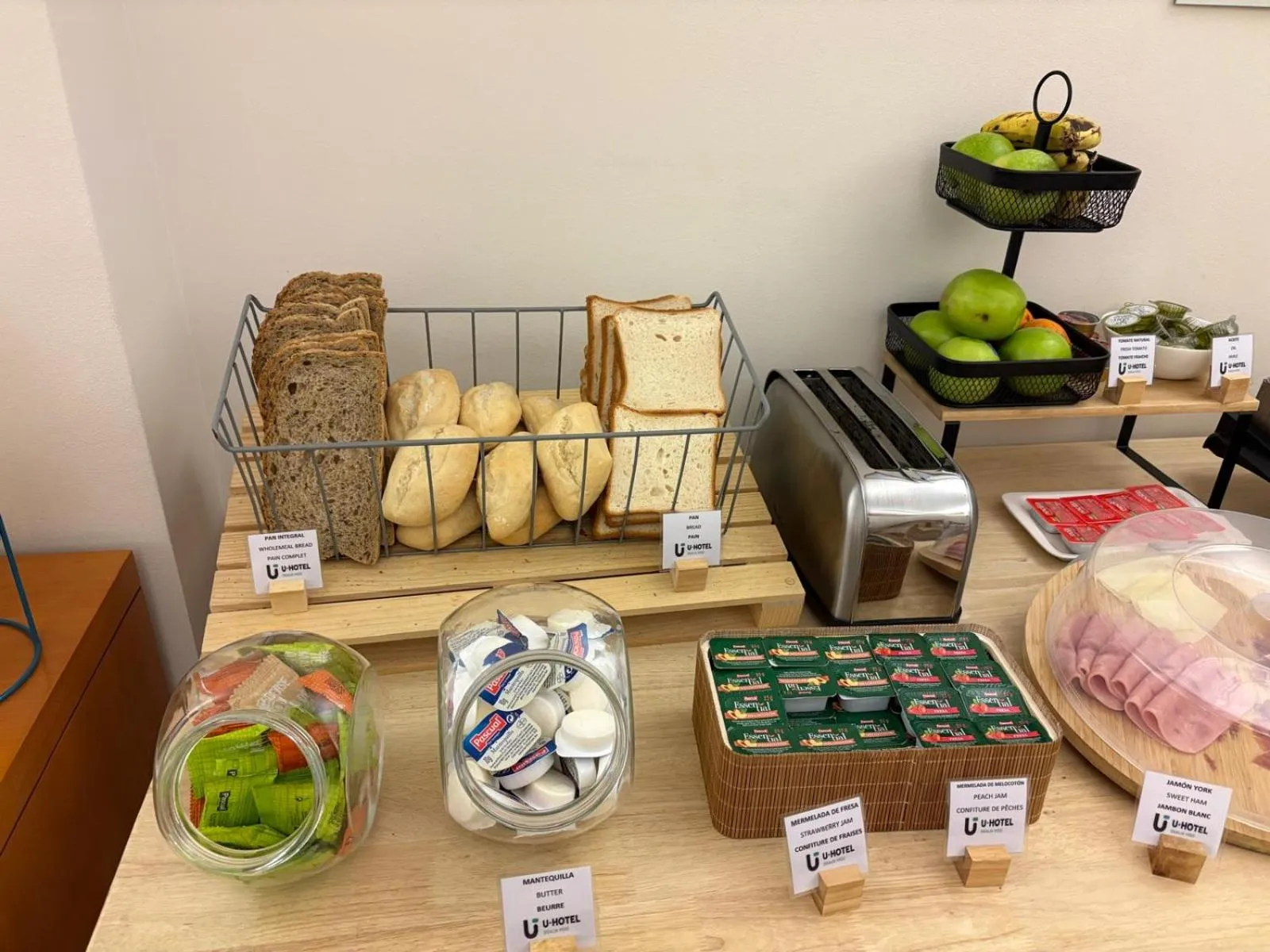 Dining area in U Hotel Ogalia Vigo