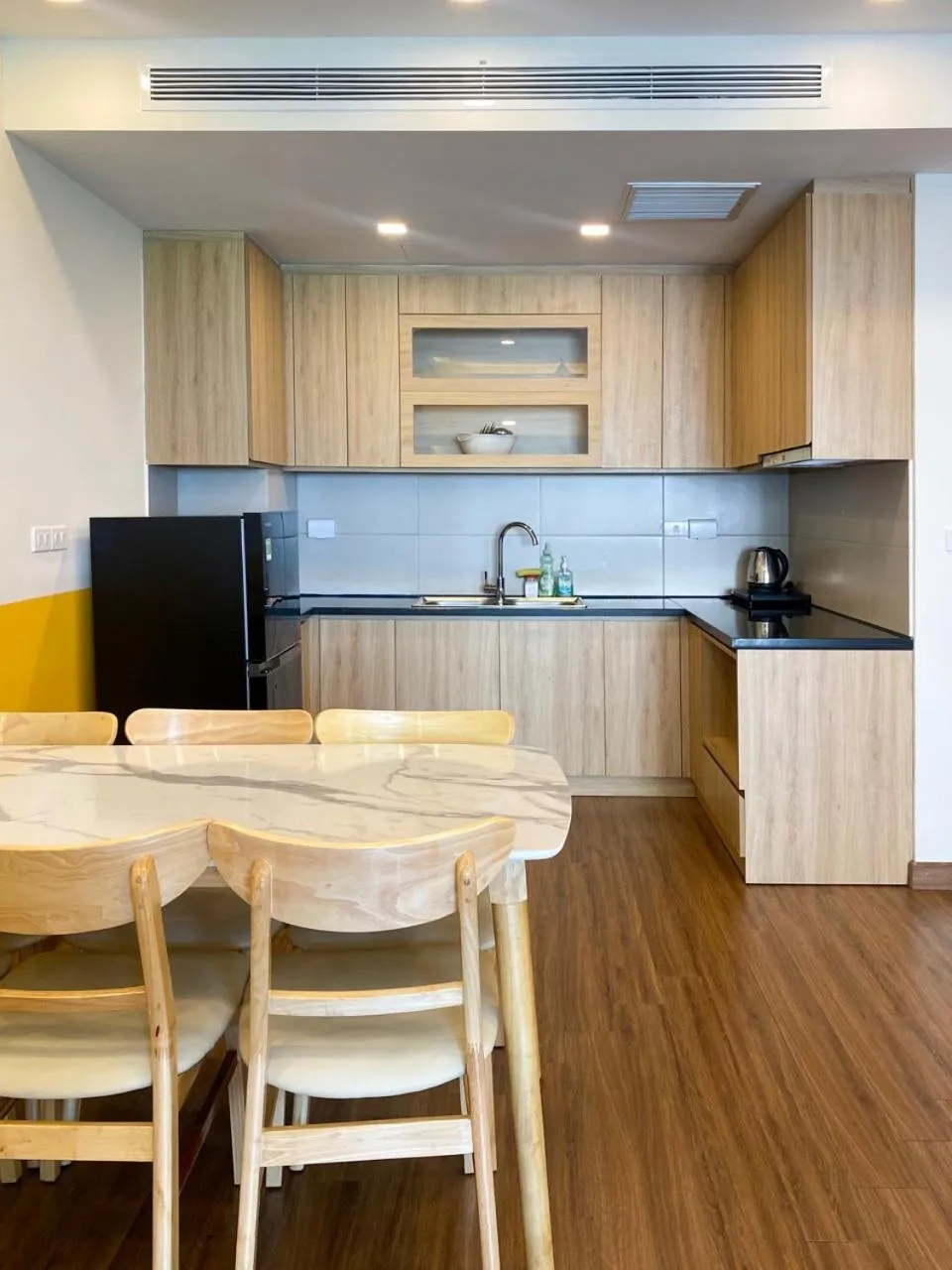 Kitchen or kitchenette in Tony Apartment -FLC Sea Tower Quy Nhon