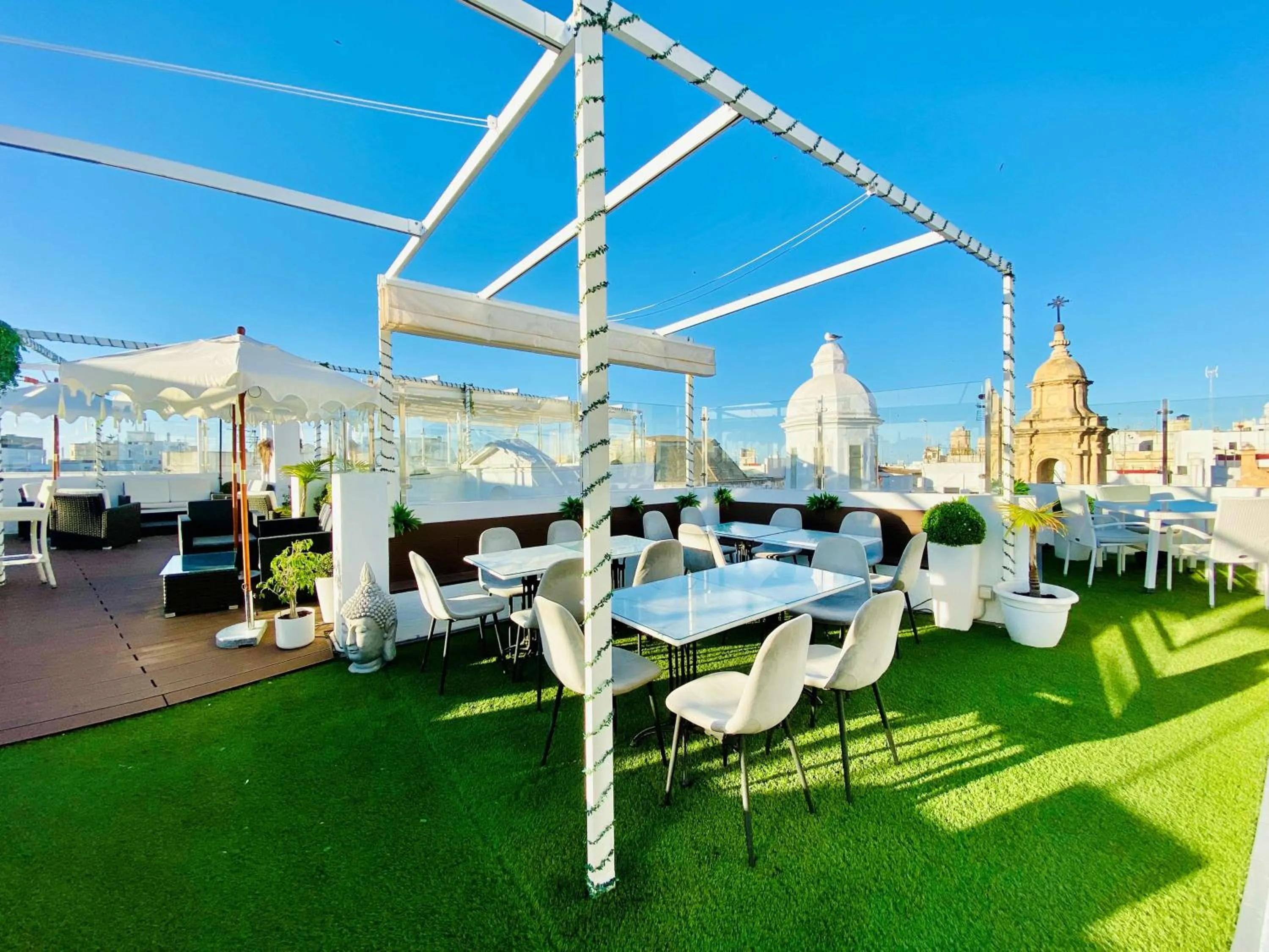 Lounge or bar in Hotel Boutique Las Cortes De Cádiz