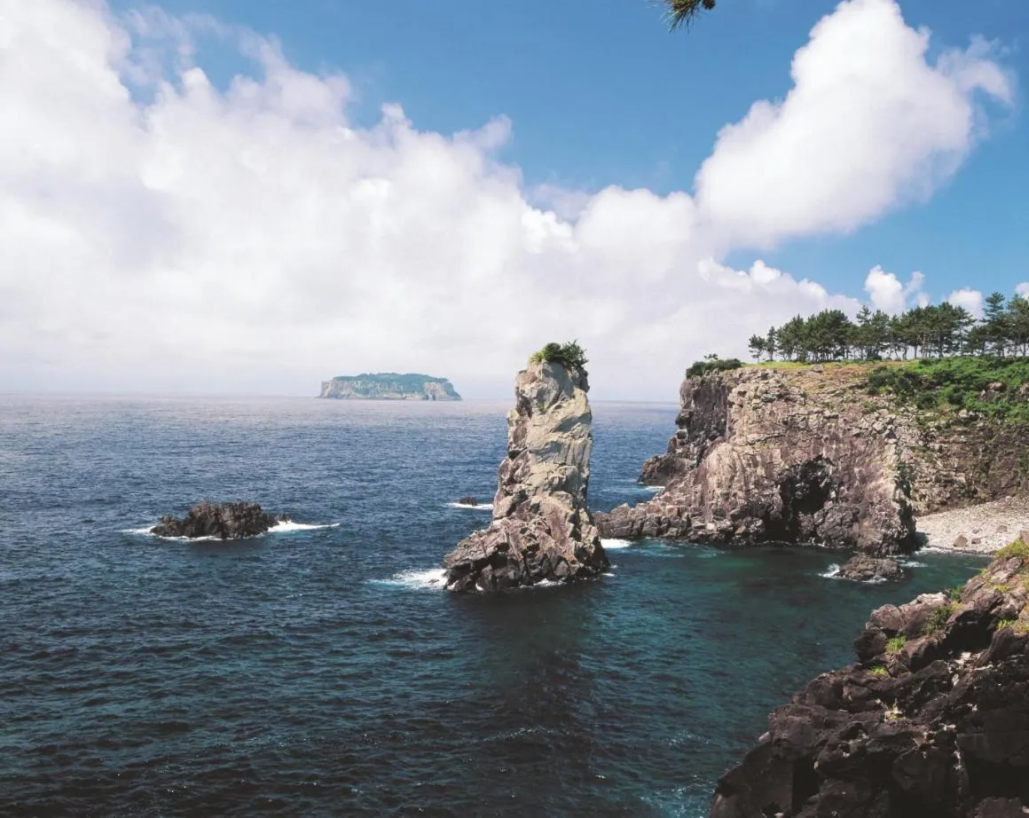 Nearby landmark in Hotel The Grang Seogwipo