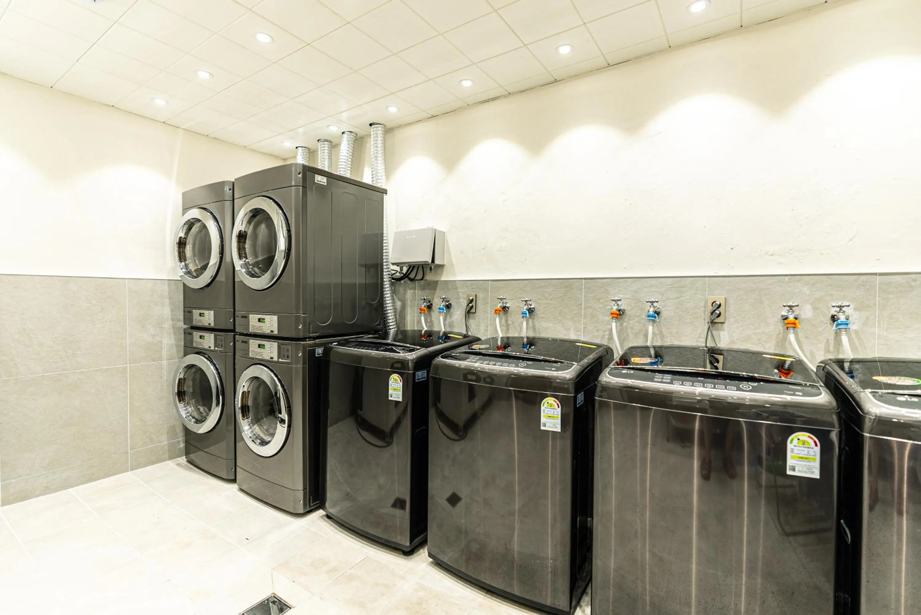 washing machine in Hotel The Grang Seogwipo