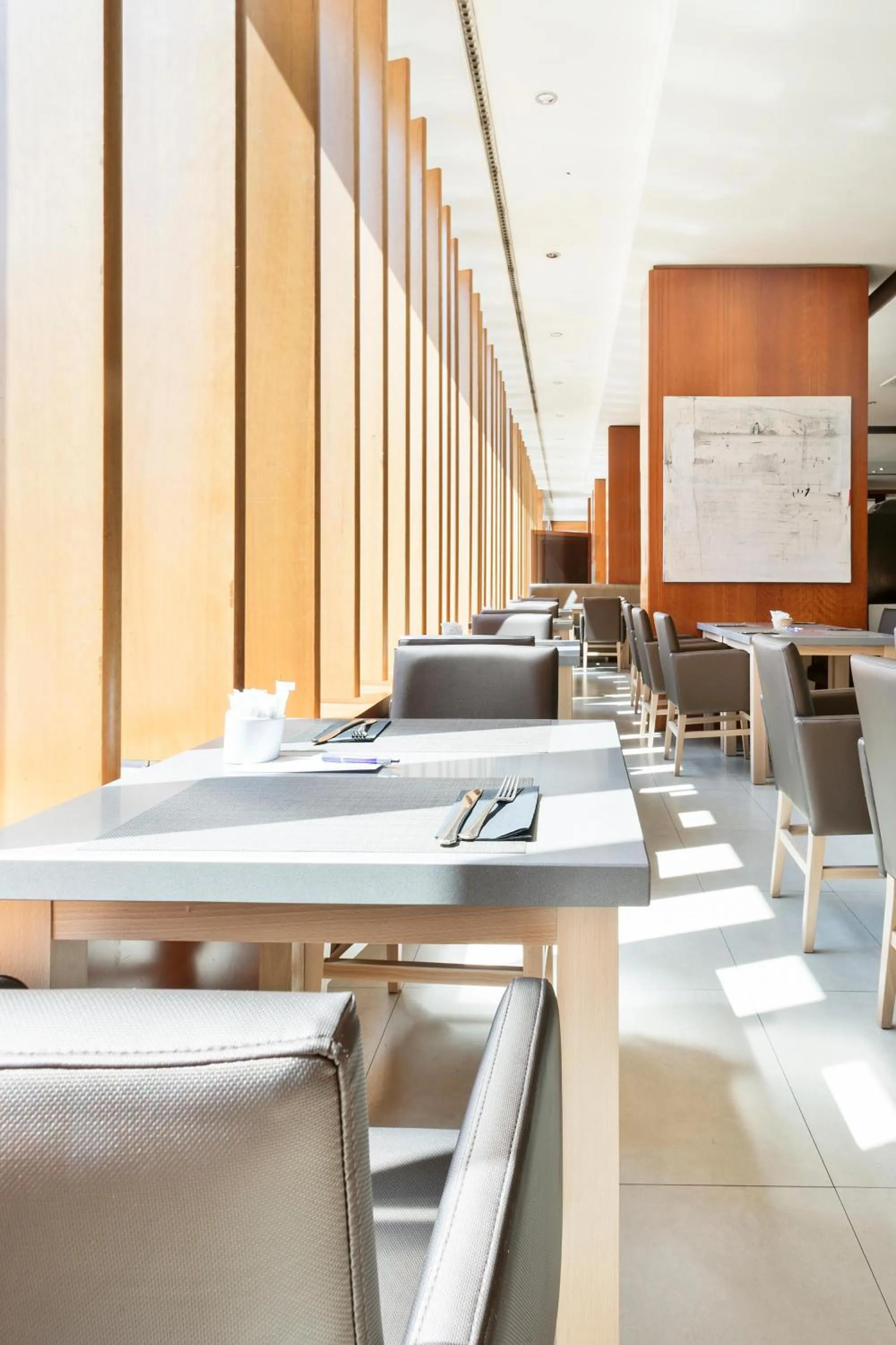 Restaurant/places to eat in Hotel Best Front Maritim