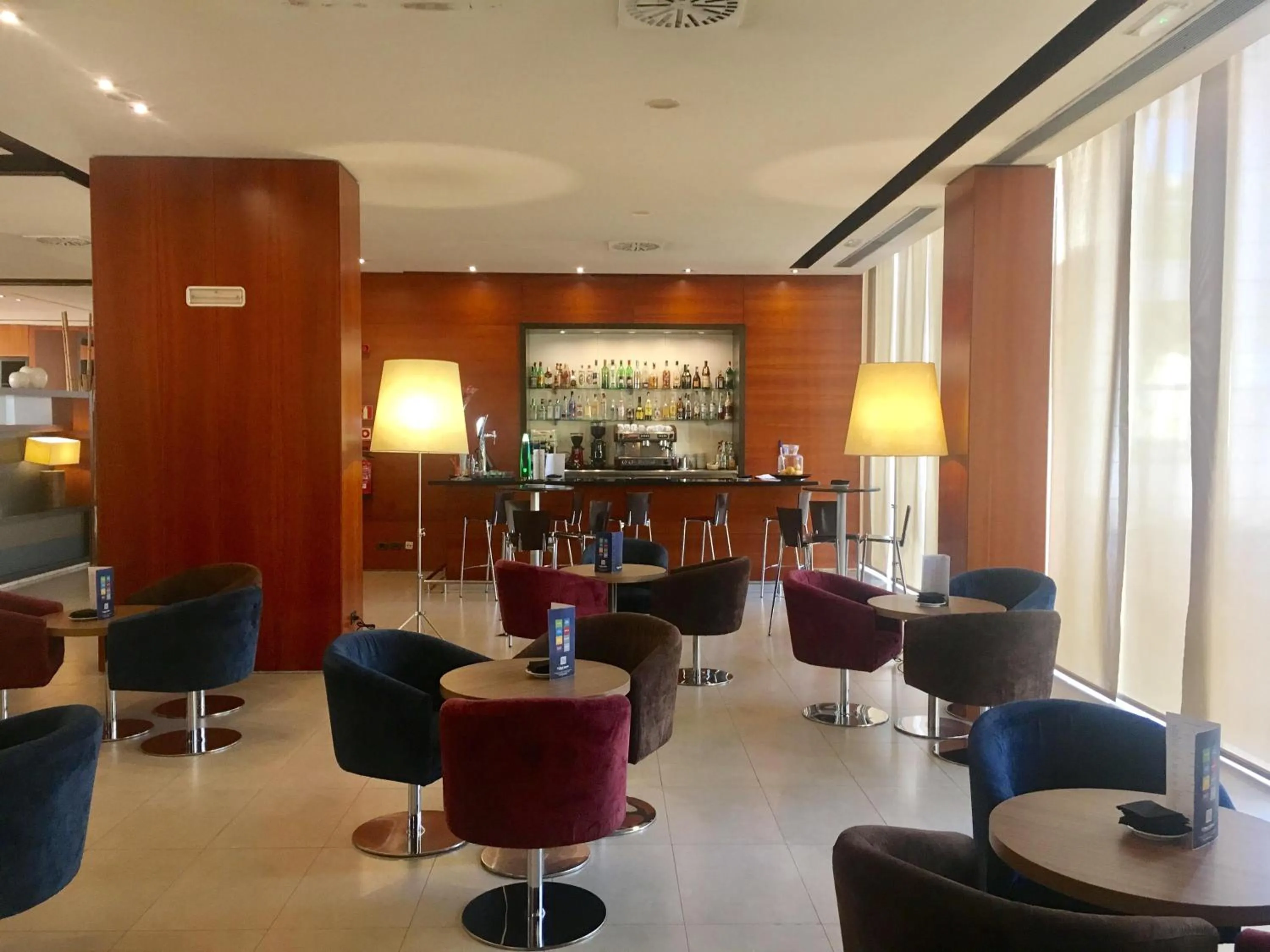 Lounge or bar in Hotel Best Front Maritim