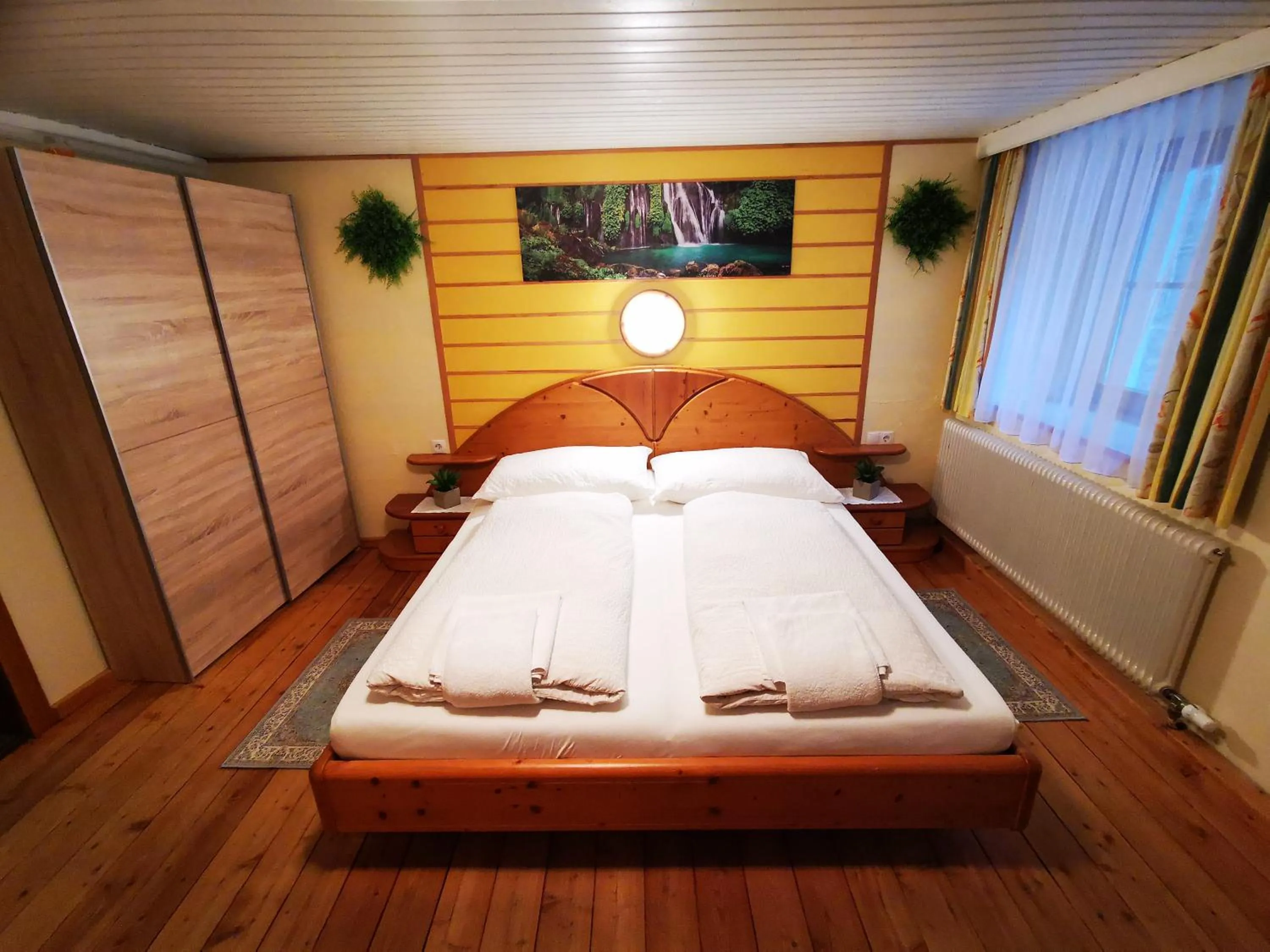 Bed in Gasthof Geronimo