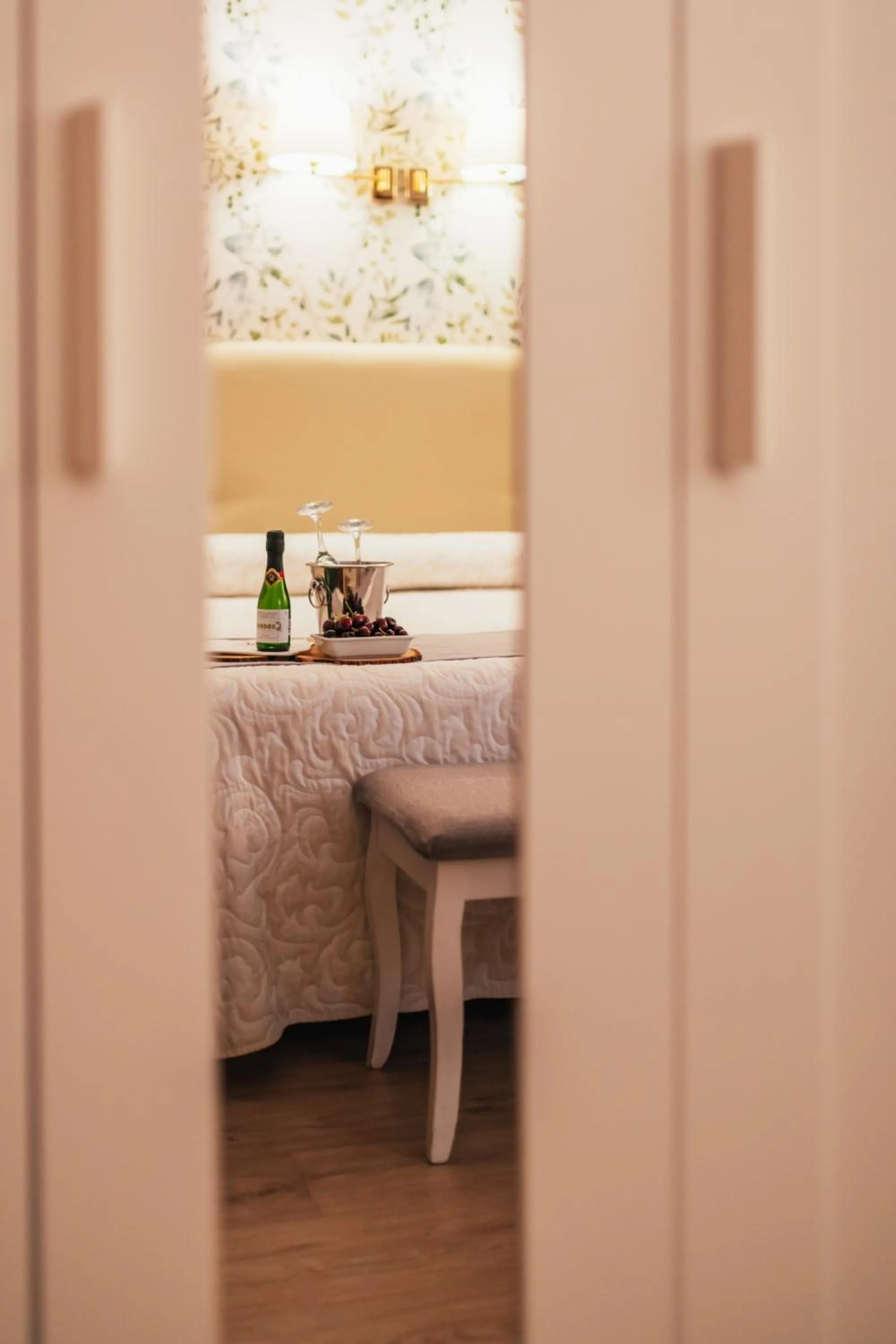 Bedroom, Bed in Hostal Cortés