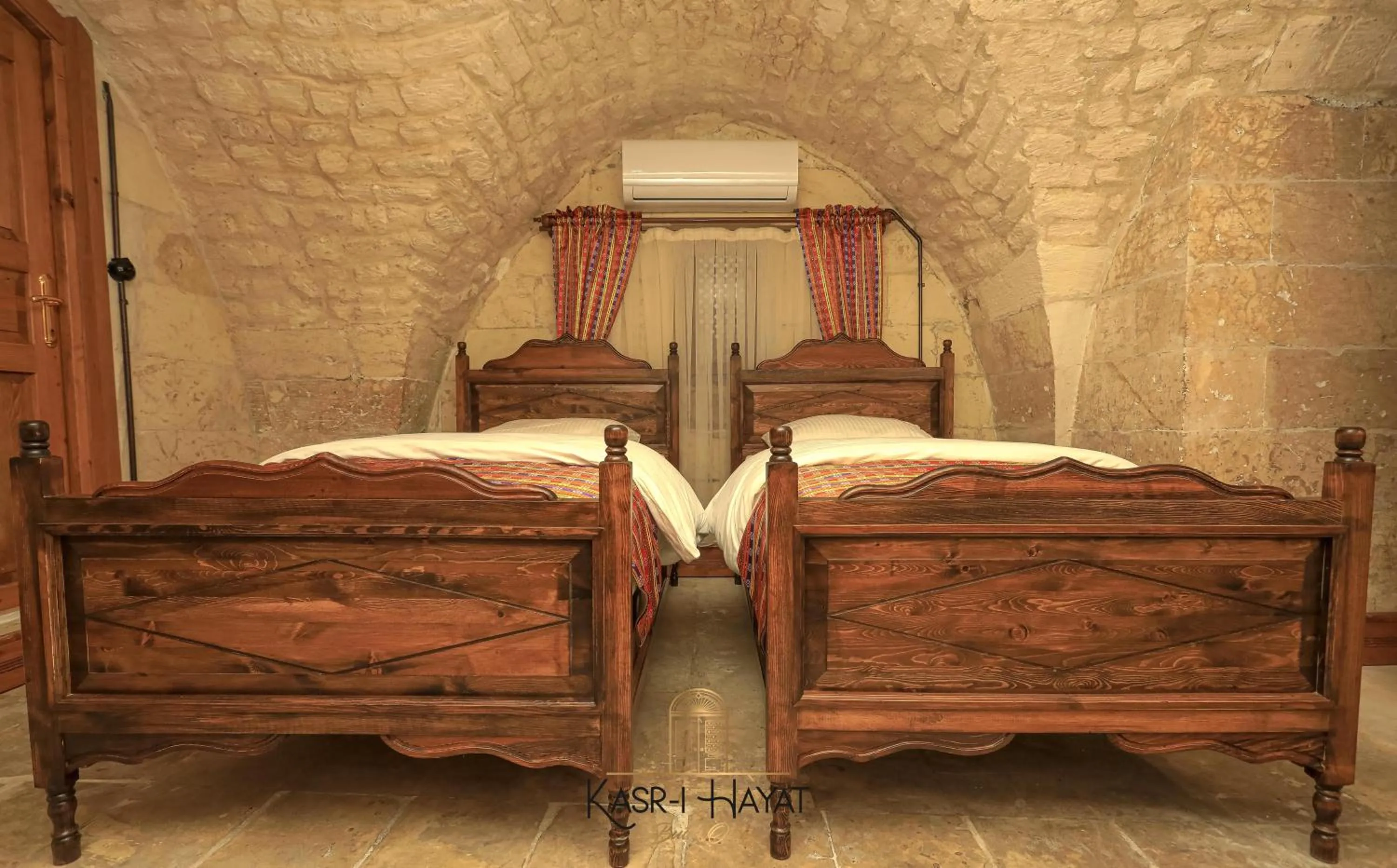 Bedroom in Kasr-ı Hayat