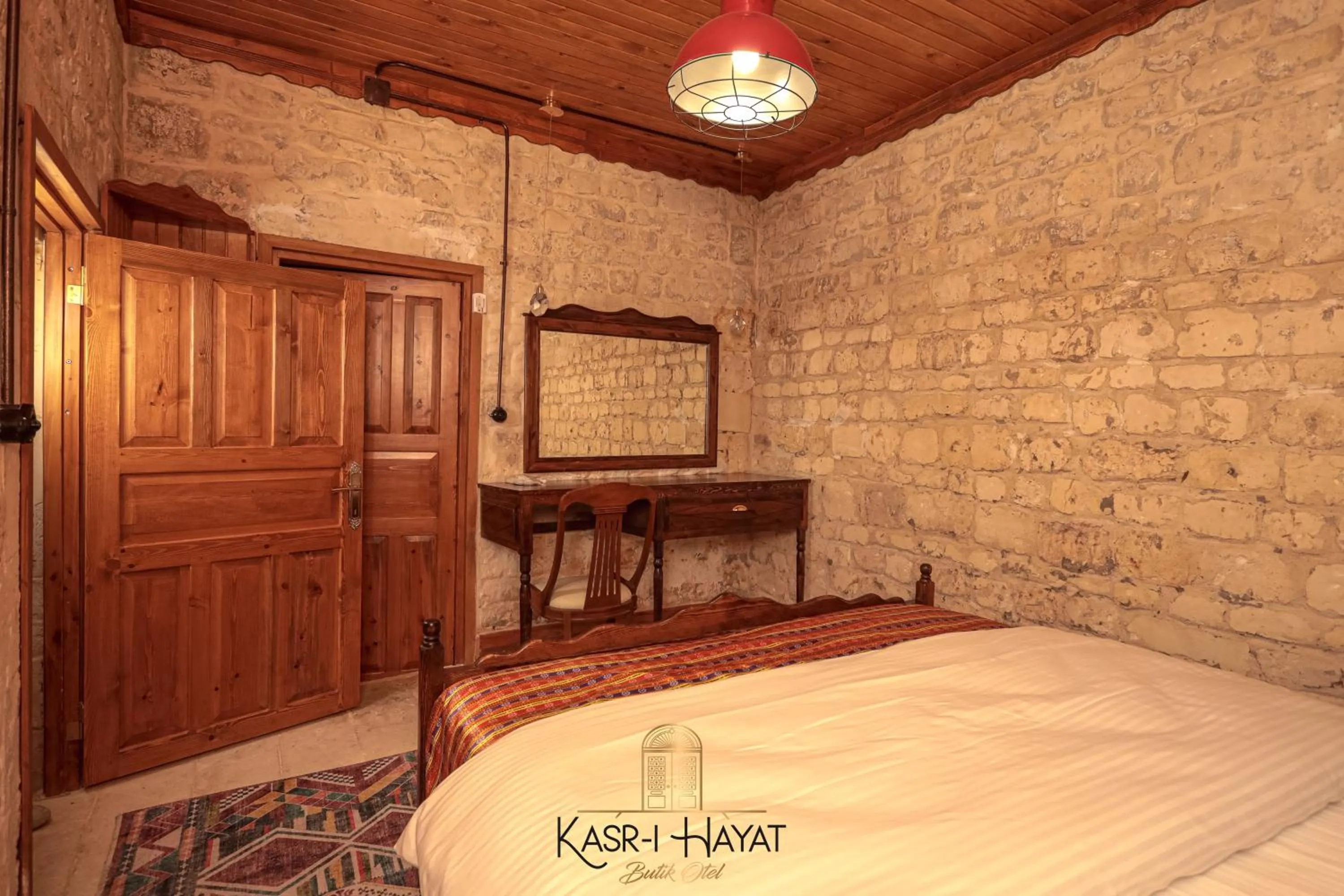Bedroom in Kasr-ı Hayat