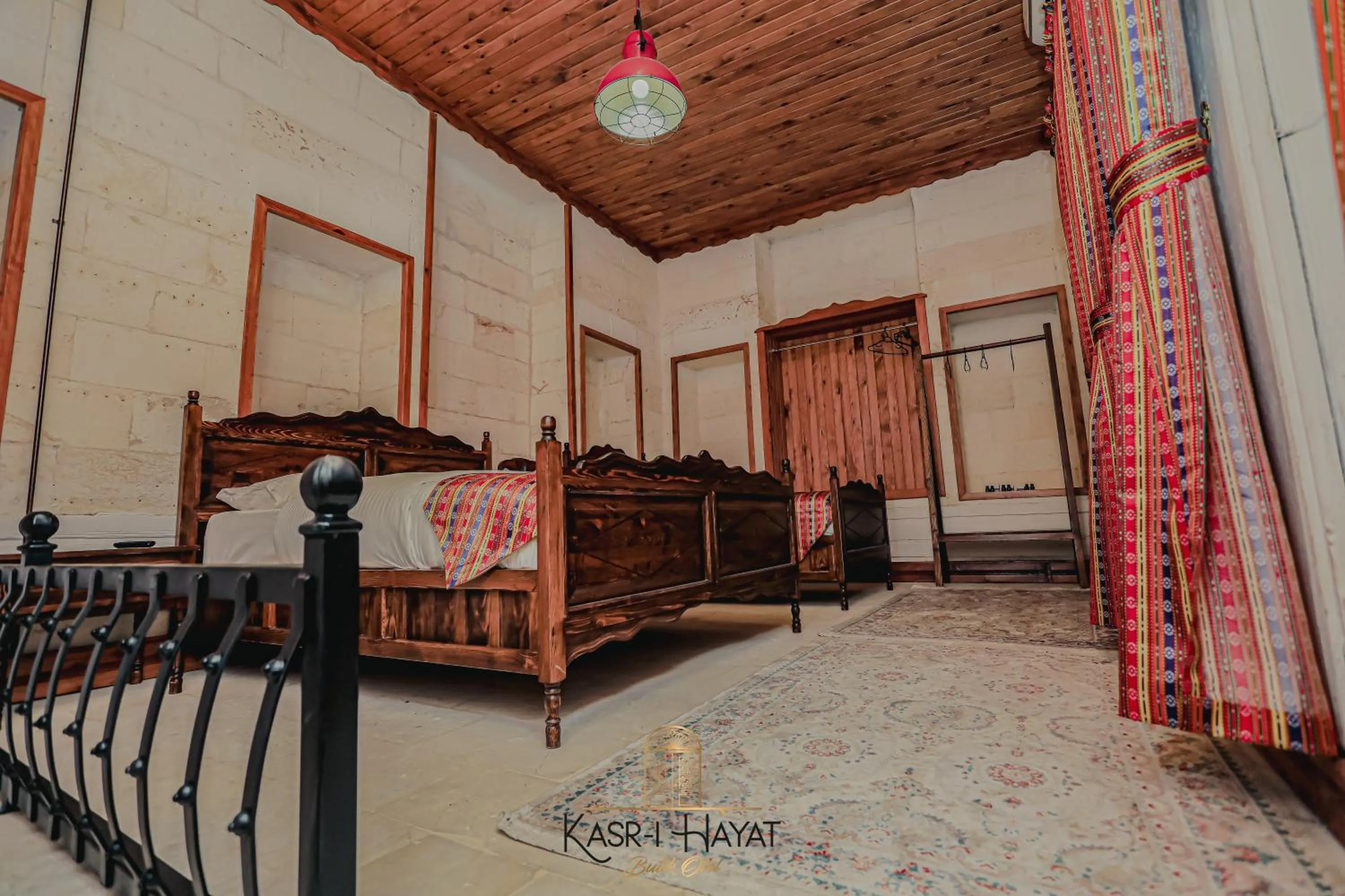 Bedroom in Kasr-ı Hayat