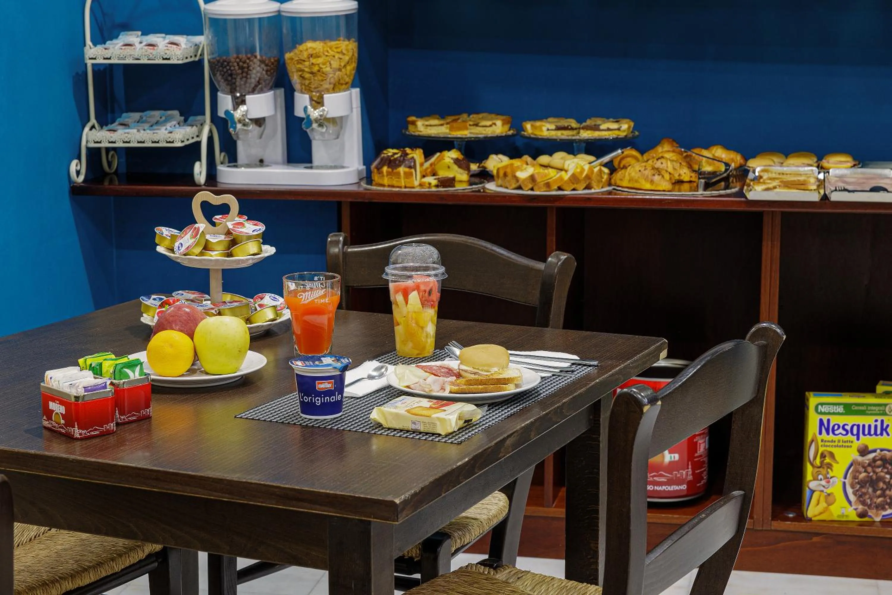 Breakfast in New Sayonara