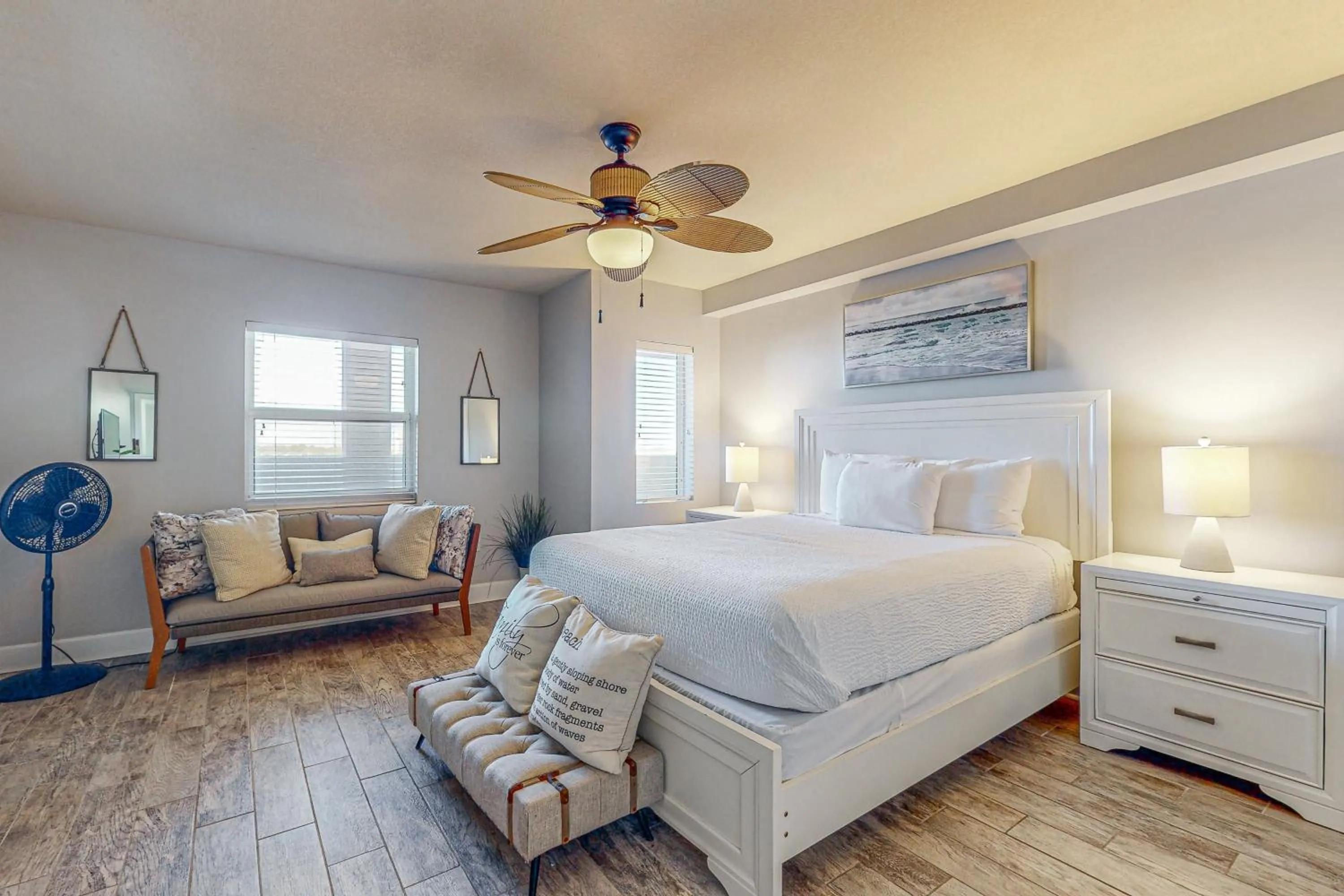 Bed in Pelican Isle Paradise