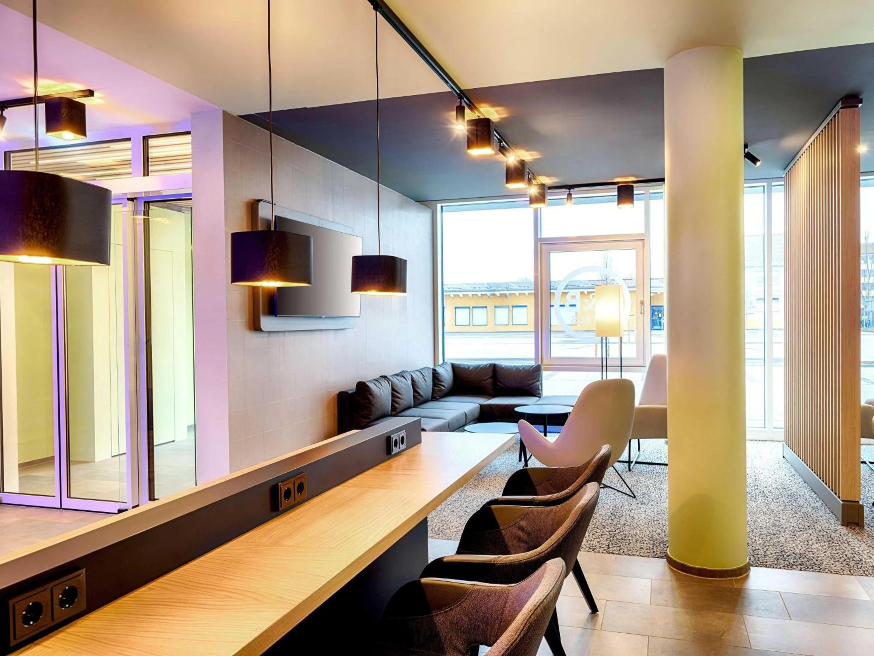 Photo of the whole room in B&B Hotel Kehl