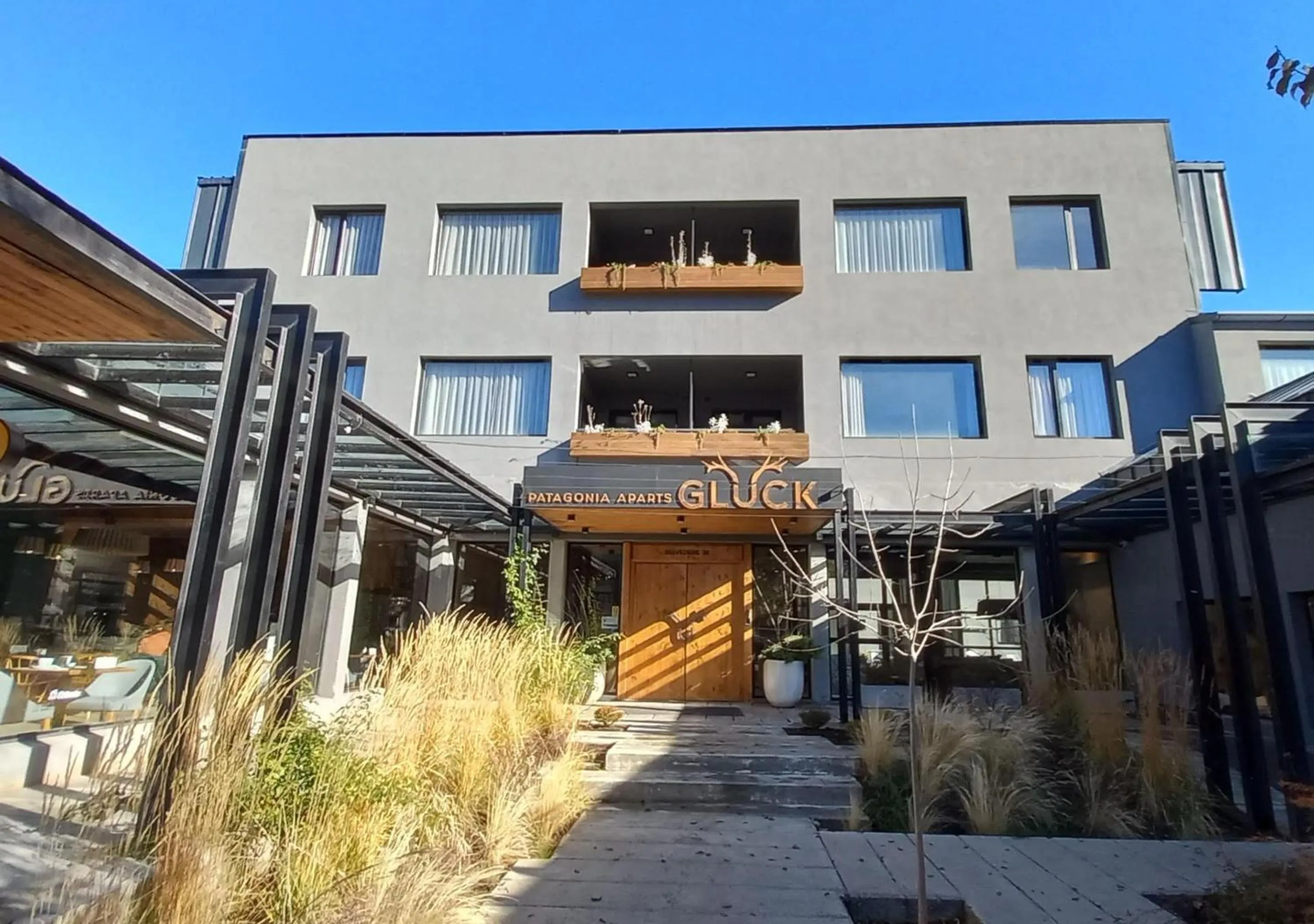 Property building in Gluck Patagonia Aparts