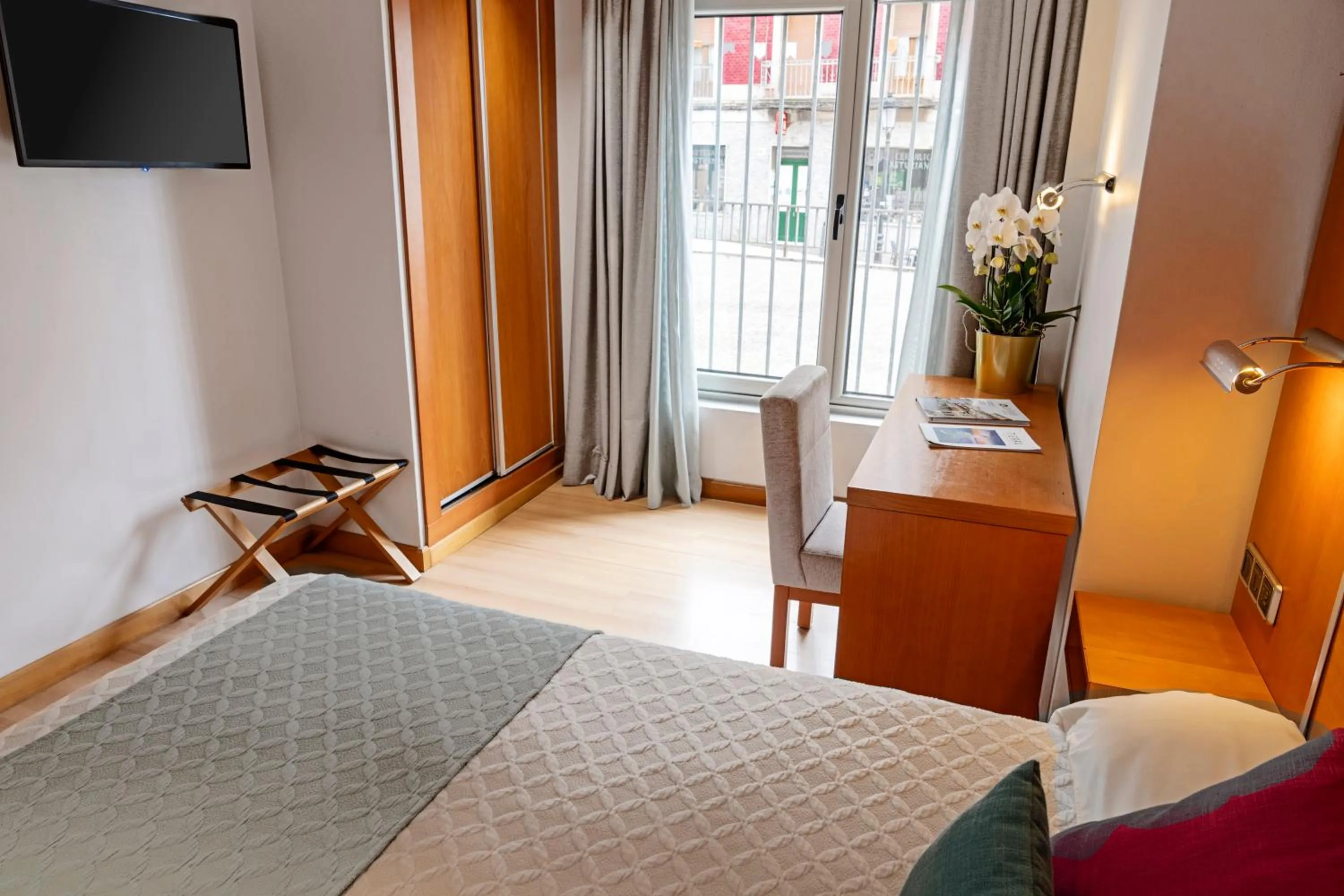 Bed in Hotel Faranda Marsol Candas, Ascend Hotel Collection