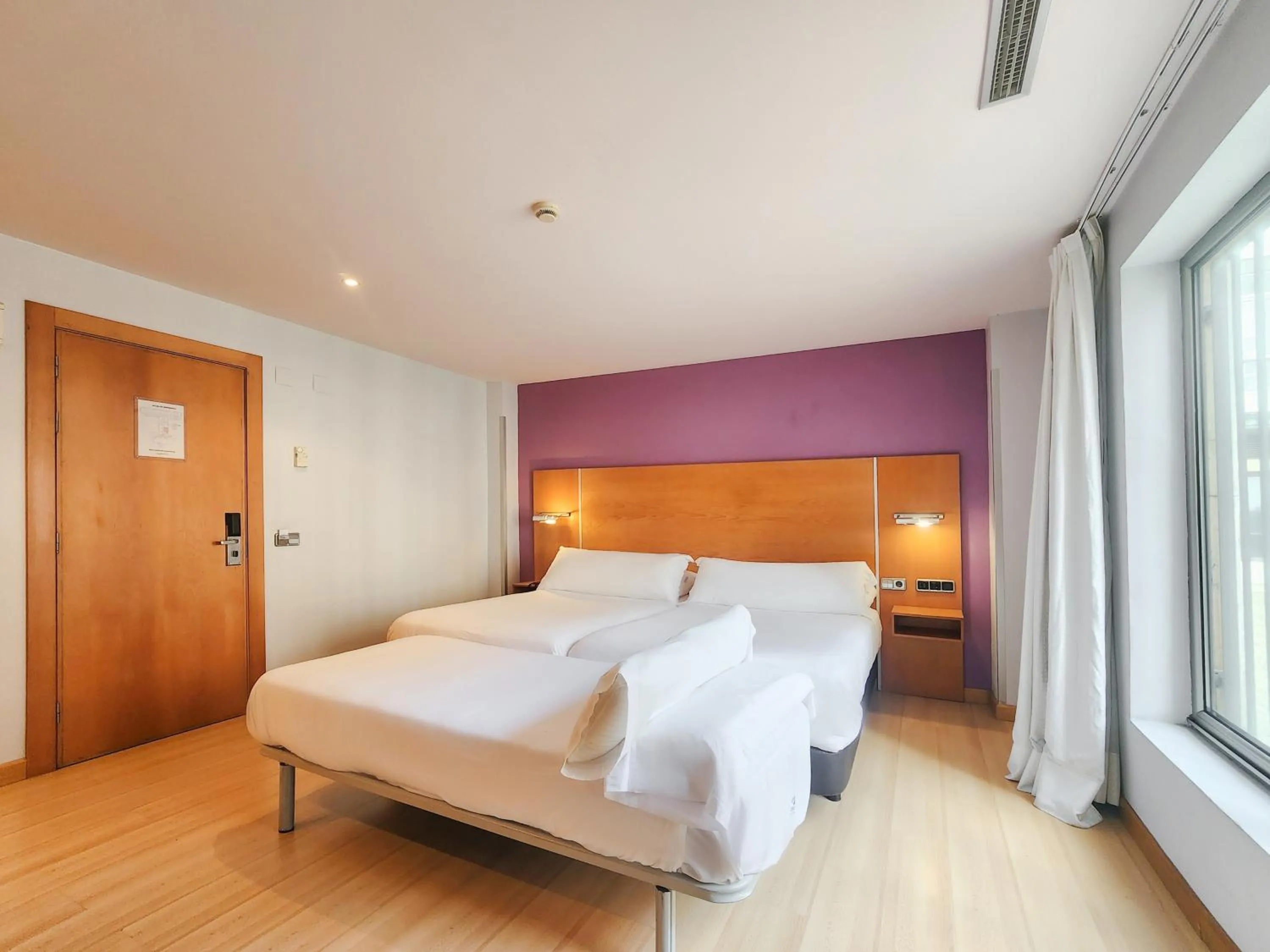 Bed in Hotel Faranda Marsol Candas, Ascend Hotel Collection
