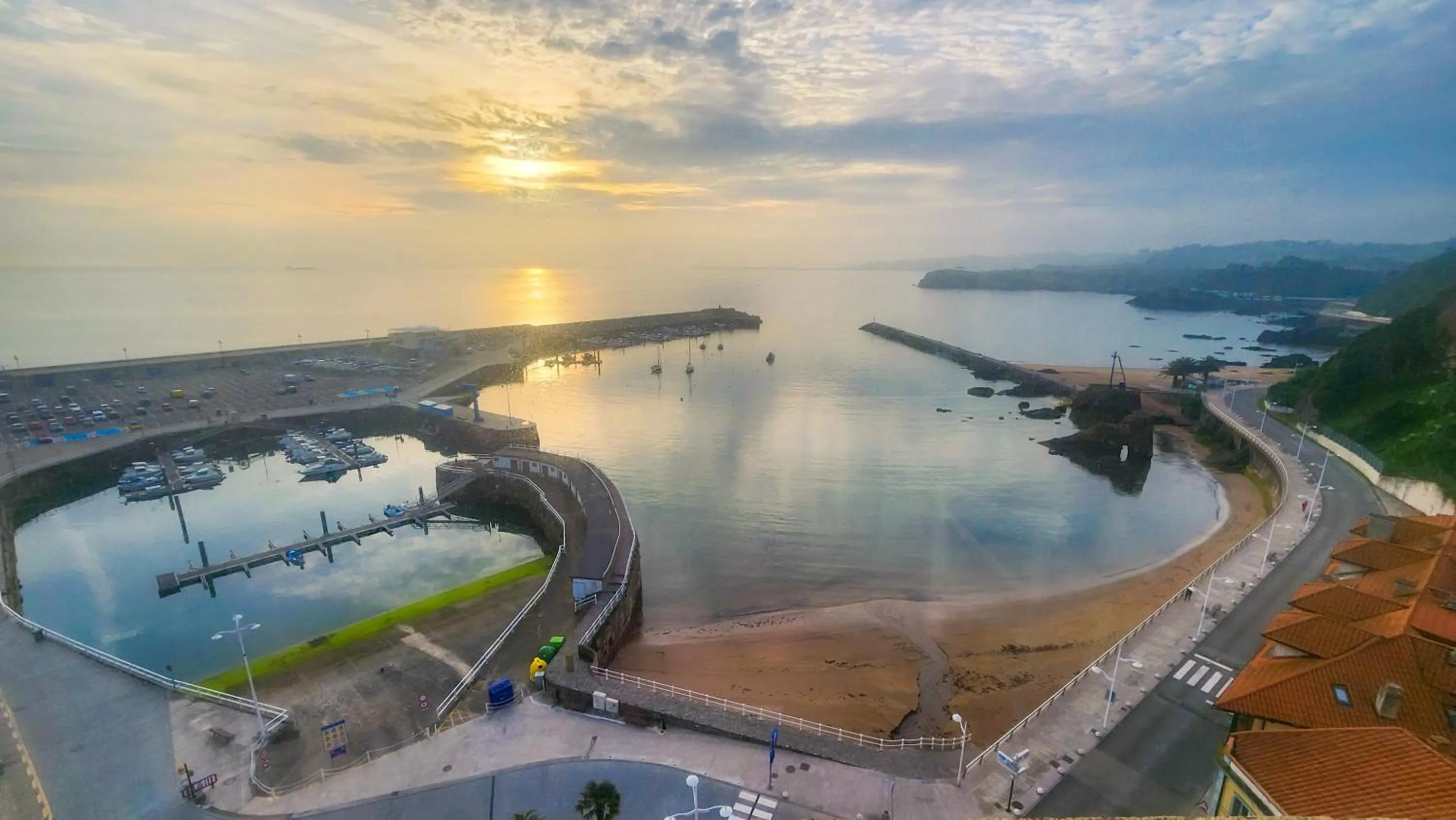 Beach in Hotel Faranda Marsol Candas, Ascend Hotel Collection