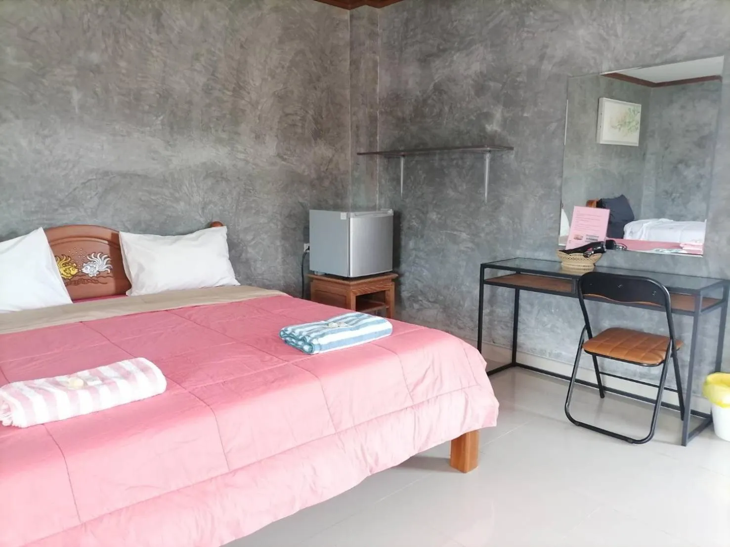 Bed in Guesthouse Phuket Airport