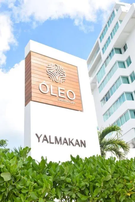 Property building in Estudio 4 sobre playa, alberca, gimnasio, jacuzzi