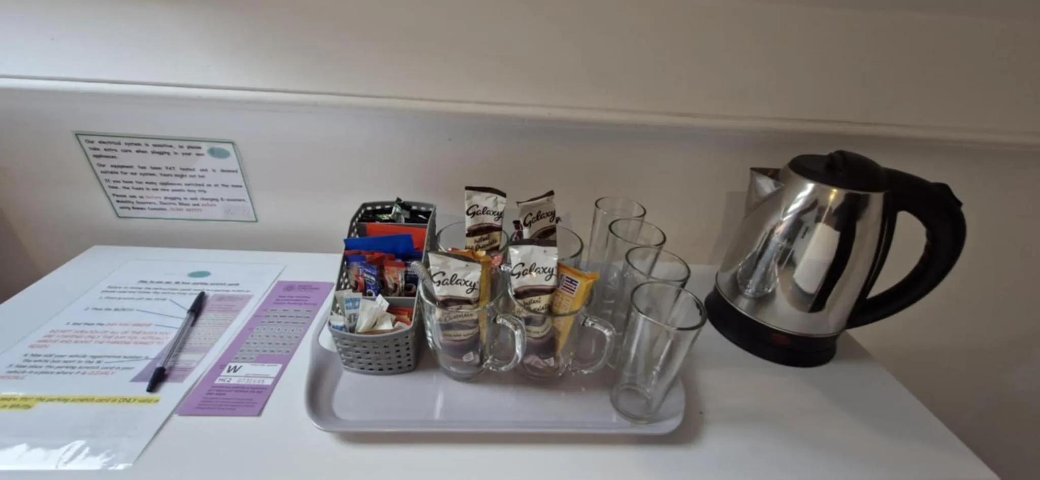 Coffee/tea facilities in LilyRose Hotel